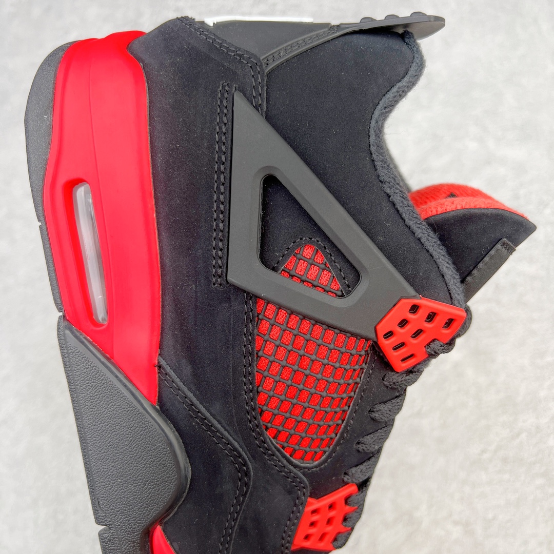 图片[6]-💰460 ＃GX Air Jordan AJ4 Retro \”Red Thunder\” 黑红雷电 CT8527-016 圈内最强四代 独家外贸特供尺码含 45.5 49.5 50.5 耗时半年巨作 全套原纸板楦头开发 原厂特供皮料加持 确保原汁原味 完美呈现四代版型 一比一鞋头弧度高度鞋身弧度 数据细节工艺流程均保持原鞋一致 原厂TPU网格鞋带扣 正确内里网布 菱角分明不变形无多余毛边 柔软性质感一致于原鞋 市场唯一原厂鞋扣模具 背面可见隐藏注塑口 原厂织唛标 原厂飞人电绣工艺 尾指中部跳三针 独家绑鞋带手法 印刷中底布 四线拉帮 米色美纹纸贴合固定 进口港宝加持 后跟自然饱满 全鞋荧光划线卡点 追求极致完美 每一双都是工艺品 多重QC质检 超越公司货的品控标准 实实在在的免检产品 尺码：40 40.5 41 42 42.5 43 44 44.5 45 45.5 46 47.5 48.5 49.5 50.5 编码：by5936030-运动鞋