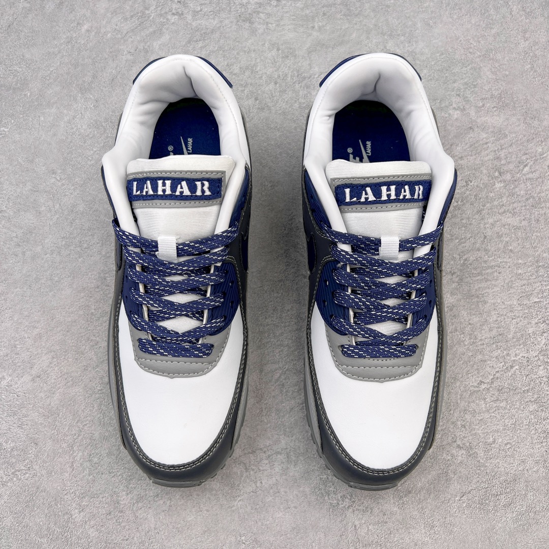 图片[2]-＃MX版 NK Air MAX 90 气垫复古减震跑步鞋 CI5646-100 经典重温 独家陆续补货 外单专供大厂出品 品质稳定 一百余色 终端操作 Air Max 90于1990年推出 来自Air Max系列 在Air Max 1的基础上改进而得 增加了气垫面积 外型上也更为流线 最特別的就是加入了菱纹塑胶嵌板 为Air Max 90增添了许多潮流气息 皮革鞋面 造就出色耐穿性和支撑力 Max Air缓震配置搭配泡棉中底 令Air Max 90轻盈而舒适 华夫格橡胶外底 铸就Air Max 90非凡的抓地力 而Air Max 90不仅是一双跑鞋 它成功跨越了时间的演进 成为了球鞋文化与潮流圈中最熟为人知的鞋款之一 尺码：36 36.5 37.5 38 38.5 39 40 40.5 41 42 42.5 43 44 44.5 45-选品中心