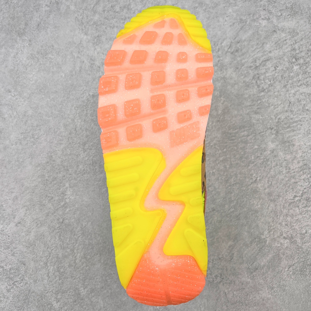 图片[9]-＃MX版 NK Air MAX 90 气垫复古减震跑步鞋 DV7413-003 经典重温 独家陆续补货 外单专供大厂出品 品质稳定 一百余色 终端操作 Air Max 90于1990年推出 来自Air Max系列 在Air Max 1的基础上改进而得 增加了气垫面积 外型上也更为流线 最特別的就是加入了菱纹塑胶嵌板 为Air Max 90增添了许多潮流气息 皮革鞋面 造就出色耐穿性和支撑力 Max Air缓震配置搭配泡棉中底 令Air Max 90轻盈而舒适 华夫格橡胶外底 铸就Air Max 90非凡的抓地力 而Air Max 90不仅是一双跑鞋 它成功跨越了时间的演进 成为了球鞋文化与潮流圈中最熟为人知的鞋款之一 尺码：36 36.5 37.5 38 38.5 39 40 40.5 41 42 42.5 43 44 44.5 45-选品中心