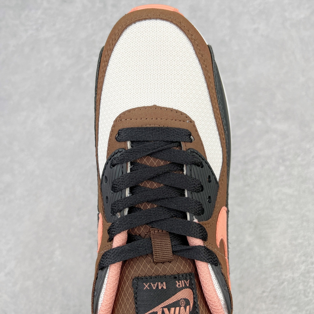 图片[4]-＃MX版 NK Air MAX 90 气垫复古减震跑步鞋 DM2209-105 经典重温 独家陆续补货 外单专供大厂出品 品质稳定 一百余色 终端操作 Air Max 90于1990年推出 来自Air Max系列 在Air Max 1的基础上改进而得 增加了气垫面积 外型上也更为流线 最特別的就是加入了菱纹塑胶嵌板 为Air Max 90增添了许多潮流气息 皮革鞋面 造就出色耐穿性和支撑力 Max Air缓震配置搭配泡棉中底 令Air Max 90轻盈而舒适 华夫格橡胶外底 铸就Air Max 90非凡的抓地力 而Air Max 90不仅是一双跑鞋 它成功跨越了时间的演进 成为了球鞋文化与潮流圈中最熟为人知的鞋款之一 尺码：36 36.5 37.5 38 38.5 39 40 40.5 41 42 42.5 43 44 44.5 45-选品中心