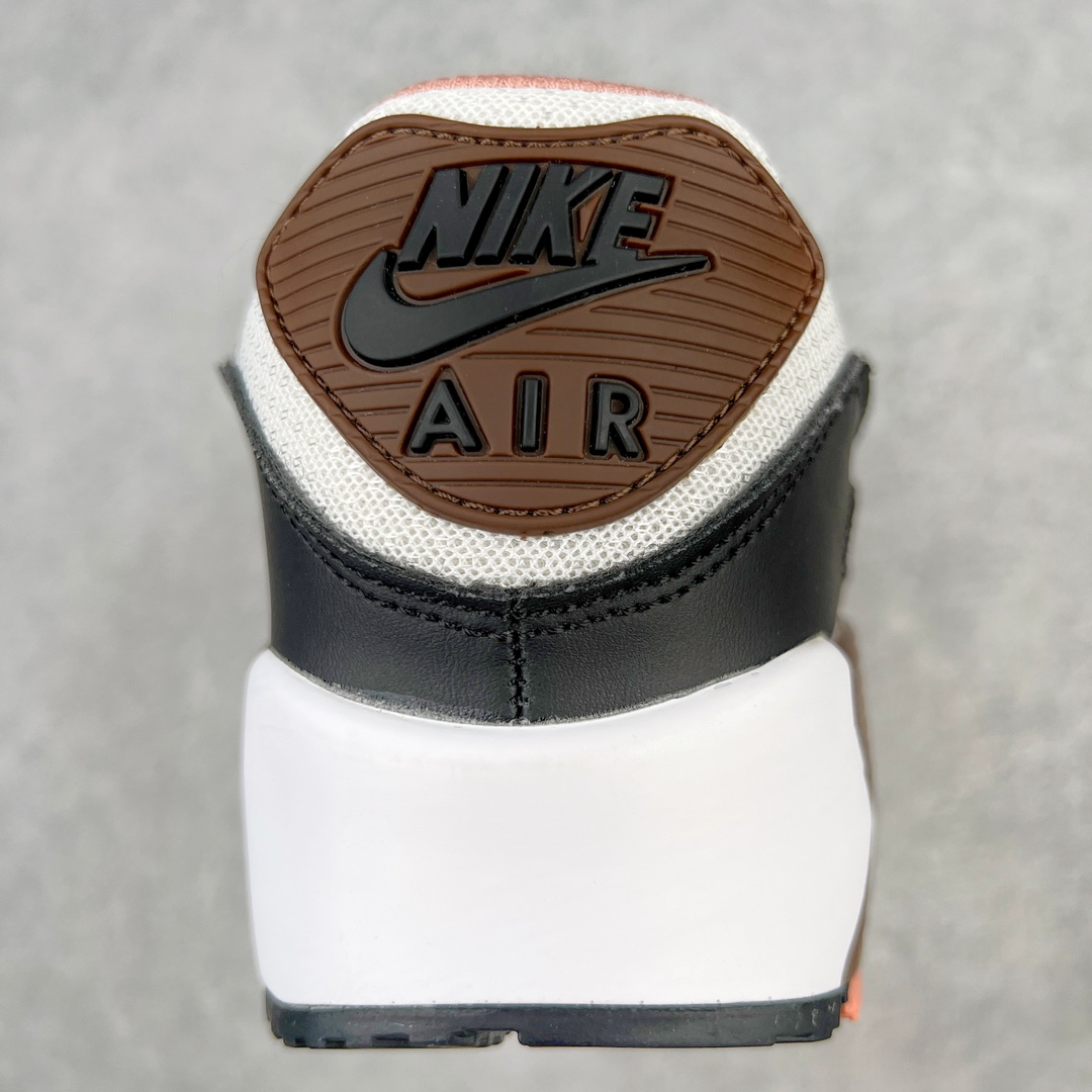 图片[8]-＃MX版 NK Air MAX 90 气垫复古减震跑步鞋 DM2209-105 经典重温 独家陆续补货 外单专供大厂出品 品质稳定 一百余色 终端操作 Air Max 90于1990年推出 来自Air Max系列 在Air Max 1的基础上改进而得 增加了气垫面积 外型上也更为流线 最特別的就是加入了菱纹塑胶嵌板 为Air Max 90增添了许多潮流气息 皮革鞋面 造就出色耐穿性和支撑力 Max Air缓震配置搭配泡棉中底 令Air Max 90轻盈而舒适 华夫格橡胶外底 铸就Air Max 90非凡的抓地力 而Air Max 90不仅是一双跑鞋 它成功跨越了时间的演进 成为了球鞋文化与潮流圈中最熟为人知的鞋款之一 尺码：36 36.5 37.5 38 38.5 39 40 40.5 41 42 42.5 43 44 44.5 45-选品中心