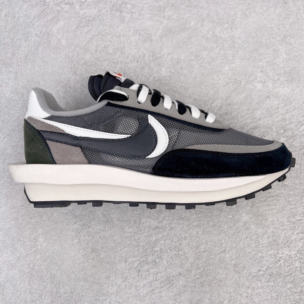 ＃华夫‼️ Sacai x NK LDV Waffl Daybreak 联名走秀款解构双底双勾双鞋舌华夫复古慢跑鞋 黑白 BV0073-001 原厂韩国进口网纱材 市面唯一无色差 正确楦头鞋型 随意对比任何版本 双钩距…