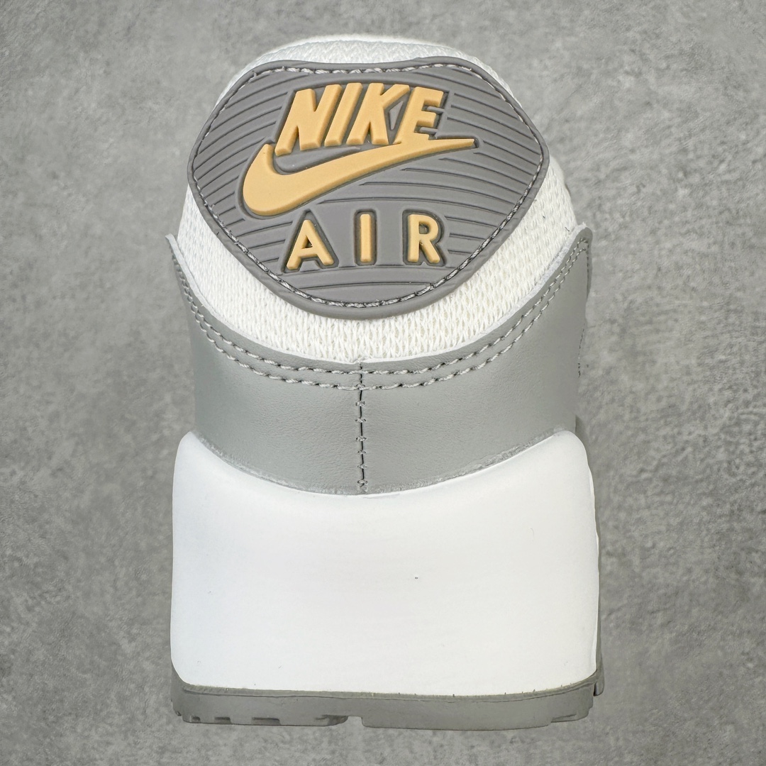 图片[8]-＃MX版 NK Air MAX 90 气垫复古减震跑步鞋 FJ4824-001 经典重温 独家陆续补货 外单专供大厂出品 品质稳定 一百余色 终端操作 Air Max 90于1990年推出 来自Air Max系列 在Air Max 1的基础上改进而得 增加了气垫面积 外型上也更为流线 最特別的就是加入了菱纹塑胶嵌板 为Air Max 90增添了许多潮流气息 皮革鞋面 造就出色耐穿性和支撑力 Max Air缓震配置搭配泡棉中底 令Air Max 90轻盈而舒适 华夫格橡胶外底 铸就Air Max 90非凡的抓地力 而Air Max 90不仅是一双跑鞋 它成功跨越了时间的演进 成为了球鞋文化与潮流圈中最熟为人知的鞋款之一 尺码：36 36.5 37.5 38 38.5 39 40 40.5 41 42 42.5 43 44 44.5 45-选品中心