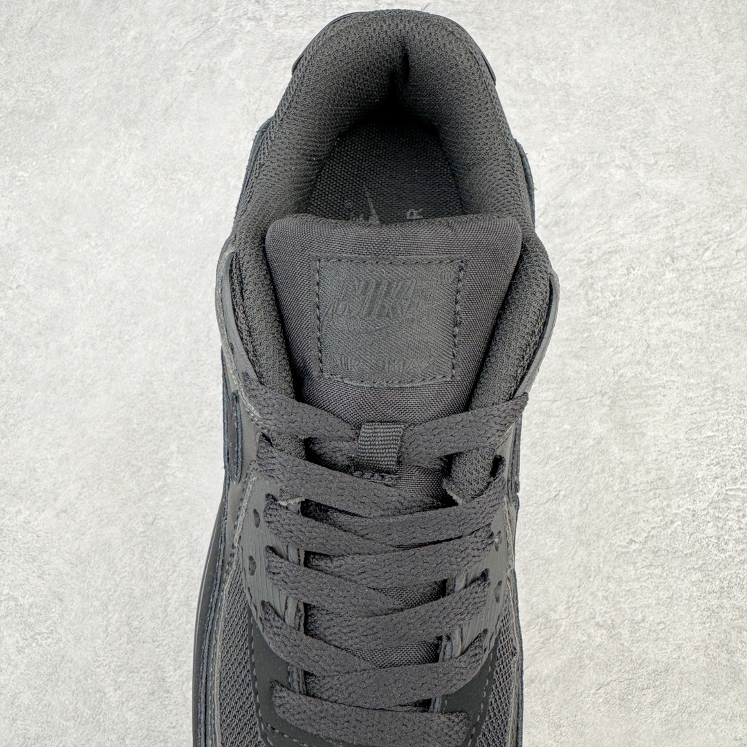 图片[5]-＃MX版 NK Air MAX 90 气垫复古减震跑步鞋 CN8490-003 经典重温 独家陆续补货 外单专供大厂出品 品质稳定 一百余色 终端操作 Air Max 90于1990年推出 来自Air Max系列 在Air Max 1的基础上改进而得 增加了气垫面积 外型上也更为流线 最特別的就是加入了菱纹塑胶嵌板 为Air Max 90增添了许多潮流气息 皮革鞋面 造就出色耐穿性和支撑力 Max Air缓震配置搭配泡棉中底 令Air Max 90轻盈而舒适 华夫格橡胶外底 铸就Air Max 90非凡的抓地力 而Air Max 90不仅是一双跑鞋 它成功跨越了时间的演进 成为了球鞋文化与潮流圈中最熟为人知的鞋款之一 尺码：36 36.5 37.5 38 38.5 39 40 40.5 41 42 42.5 43 44 44.5 45-选品中心