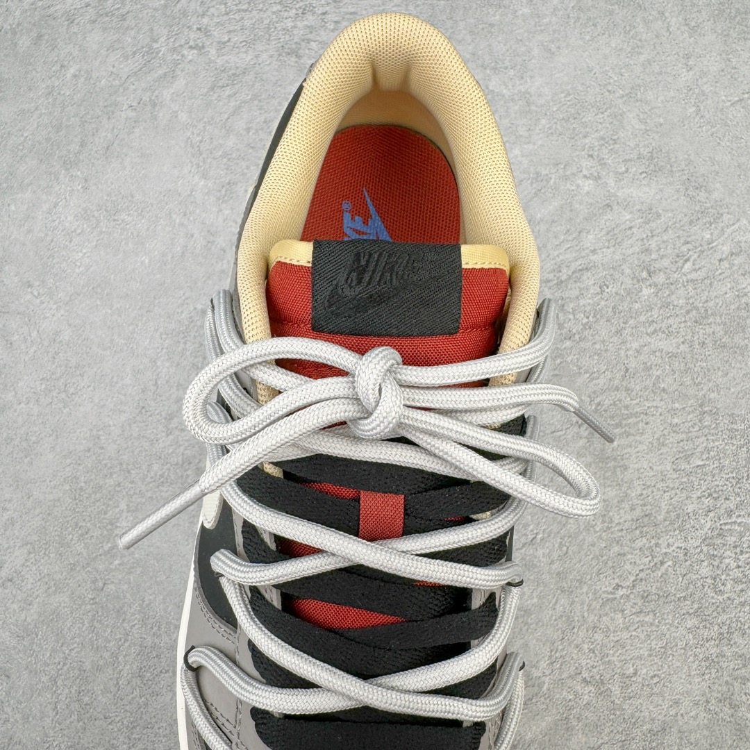 图片[5]-＃YC纯原福利 NK Dunk Low 休眠火山 火山灰 DR9704-200 定制系列天花板 无原鞋不开发 全系列得物原鞋一比一校对开发 配色持续更新中 终端对接 优势输出 全套原厂楦头原纸板数据档案倾力打造 原汁原味莞产 极致还原 圈内最强针车工艺 高端零售指定版 广东原厂配套原盒原标 鞋盒分三个尺码段 原厂冲刀 超高清洁度 全鞋零毛边皮料切割 采用原厂百宏鞋带以及原厂百宏织唛舌标 内标可供原厂几率过验 进口原装条纹中底布 四线拉帮白色点胶 原厂拉帮手法遵循公司 原厂电绣 极致还原 尺码：35.5 36 36.5 37.5 38 38.5 39 40 40.5 41 42 42.5 43 44 44.5 45 46 47.5-选品中心
