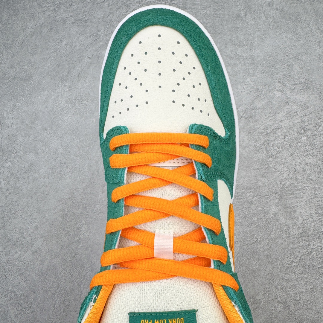 图片[4]-＃S2纯原福利 NK SB Dunk Low Pro 绿橘 304292-383＃原厂Sadesa D7 皮料 细纹排气孔完全一致 全套原楦原模倾力打造完美版型 独家原厂航空铝磨具打磨大底 鞋头坡度极致还原 无解鞋型 原盒原配 圈内天花板工艺 原厂冲刀 超高清洁度 全鞋零毛边皮料切割 采用原厂百宏鞋带以及原厂百宏织唛舌标 内标可供原厂几率过验 原厂中底布点胶 原厂中底布拉帮走线遵循公司 尺码：35.5 36 36.5 37.5 38 38.5 39 40 40.5 41 42 42.5 43 44 44.5 45 46 47.5-选品中心