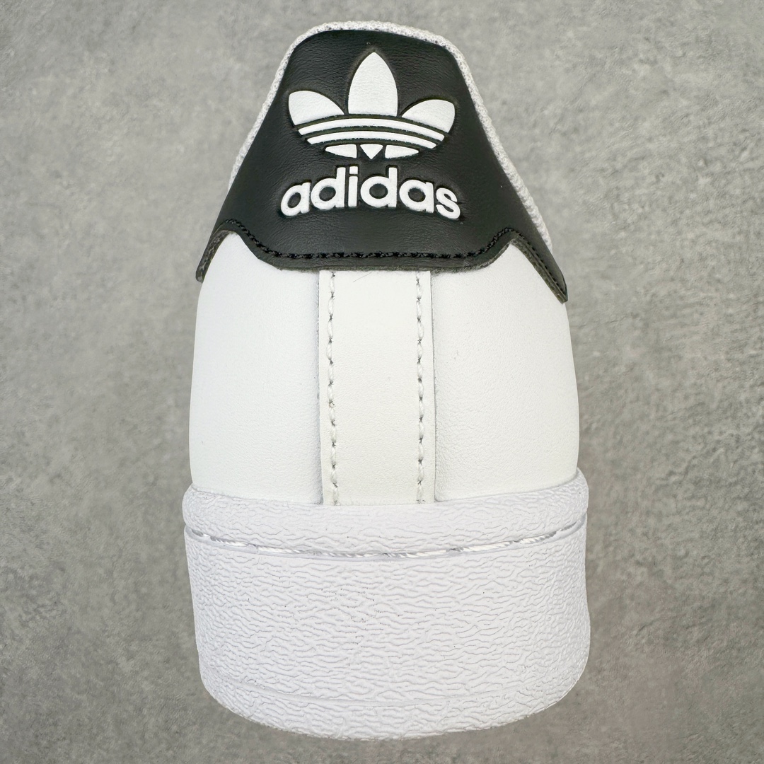 图片[7]-＃XP纯原套现福利 AD Originals Superstar 经典贝壳头休闲板鞋 白黑 EG4958 知名大厂出品 工厂配套商长期套现 正常出厂触碰不到的单价 百分百全新货品 零氧化发霉 给足利润空间操作 独家控货 平台正单 全鞋百分百原材料 全鞋电脑针车 Logo针车间距针数原版一致 皮料切割冲裁零瑕疵 原鞋一致含胶量大底 原盒中文内外标 大几率过验 不对比市面只对比原鞋 只服务最高端市场 尺码：35.5 36 36.5 37 38 38.5 39 40 40.5 41 42 42.5 43 44 44.5 45-选品中心