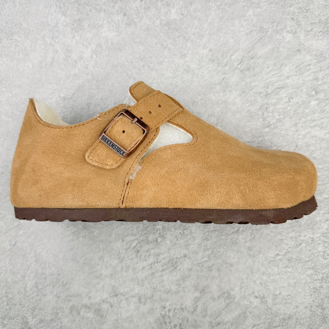＃DG纯原福利 Birkenstock London 系列勃肯皮革绒面双扣时尚休闲平底鞋加绒版 牛皮绒面革质地柔软 搭配可调节鞋扣提升穿着舒适度 人体工学设计分散脚部压力 保护脚踝 软木乳胶鞋床具有一定的收缩性 长时间穿着后能贴合脚型 EVA鞋底回弹性和抗张性力高 具有良好的防震、缓冲性 四季皆宜 柔软的鞋床采用额外的泡沫缓冲层 提供额外的舒适感和全天支撑 全网独家首发 源于德国的严谨工艺 牛巴戎面 中层松木 EVA 三层组合大底 优质牛皮面料五金扣 出口订单 尺码：35 40-选品中心