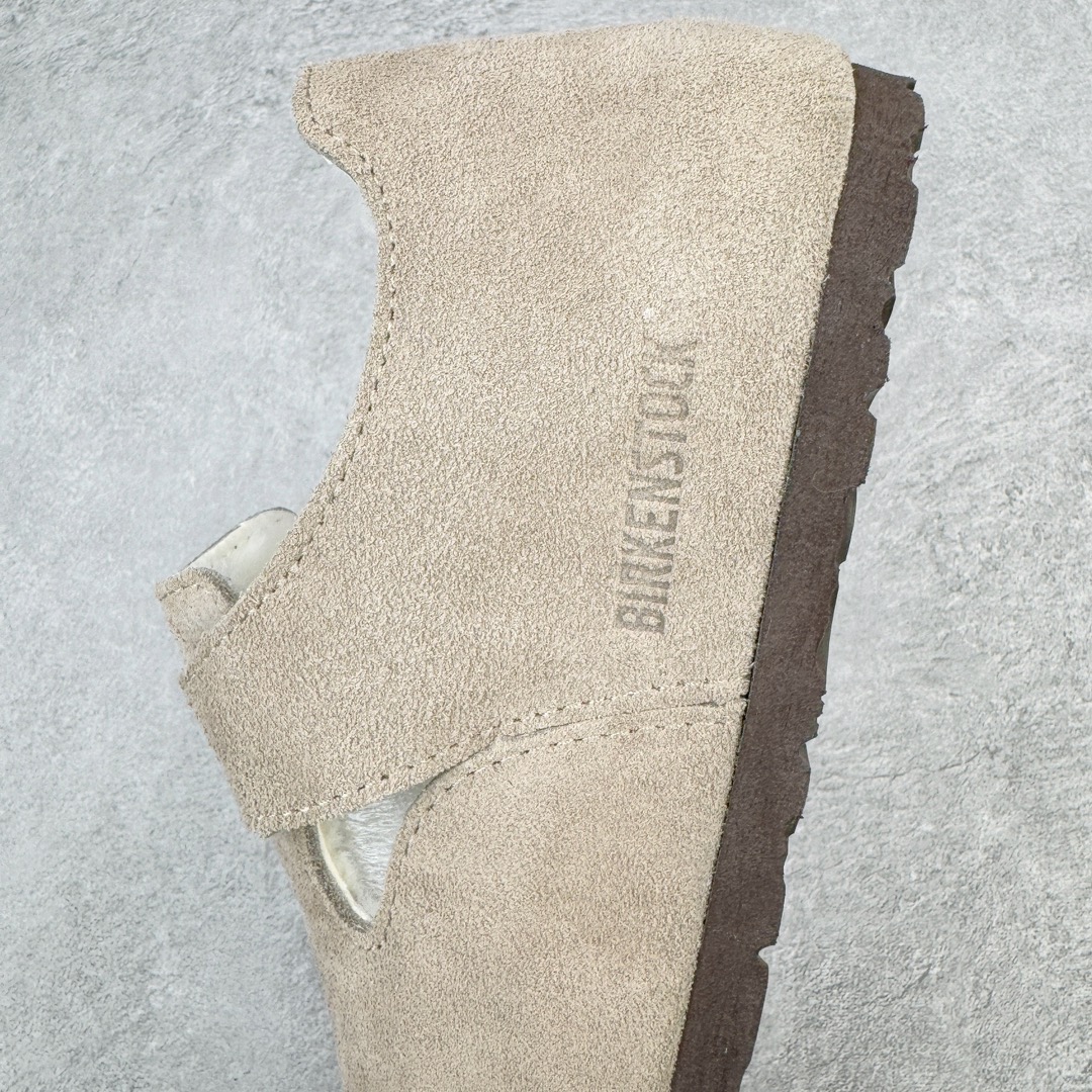 图片[7]-＃DG纯原福利 Birkenstock London 系列勃肯皮革绒面双扣时尚休闲平底鞋加绒版 牛皮绒面革质地柔软 搭配可调节鞋扣提升穿着舒适度 人体工学设计分散脚部压力 保护脚踝 软木乳胶鞋床具有一定的收缩性 长时间穿着后能贴合脚型 EVA鞋底回弹性和抗张性力高 具有良好的防震、缓冲性 四季皆宜 柔软的鞋床采用额外的泡沫缓冲层 提供额外的舒适感和全天支撑 全网独家首发 源于德国的严谨工艺 牛巴戎面 中层松木 EVA 三层组合大底 优质牛皮面料五金扣 出口订单 尺码：35 36 37 39 40-选品中心