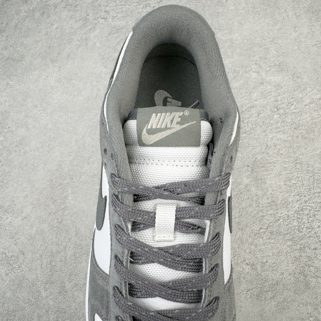 图片[5]-＃AY/GZ纯原福利 NK SB Dunk Low Pro 白灰生胶 FV0389-100 独家原厂航空铝磨具打磨大底 鞋头坡度极致还原 原盒原配 圈内天花板工艺 原厂冲刀 超高清洁度 全鞋零毛边皮料切割 全套原楦原模倾力打造完美版型 采用原厂百宏鞋带以及原厂百宏织唛舌标 内标可供原厂几率过验 原厂中底布黄色点胶 原厂中底布拉帮走线遵循公司 尺码对应库存‼️-选品中心