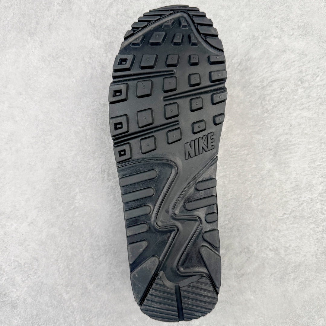 图片[9]-＃MX版 NK Air MAX 90 气垫复古减震跑步鞋 CN8490-002 经典重温 独家陆续补货 外单专供大厂出品 品质稳定 一百余色 终端操作 Air Max 90于1990年推出 来自Air Max系列 在Air Max 1的基础上改进而得 增加了气垫面积 外型上也更为流线 最特別的就是加入了菱纹塑胶嵌板 为Air Max 90增添了许多潮流气息 皮革鞋面 造就出色耐穿性和支撑力 Max Air缓震配置搭配泡棉中底 令Air Max 90轻盈而舒适 华夫格橡胶外底 铸就Air Max 90非凡的抓地力 而Air Max 90不仅是一双跑鞋 它成功跨越了时间的演进 成为了球鞋文化与潮流圈中最熟为人知的鞋款之一 尺码：36 36.5 37.5 38 38.5 39 40 40.5 41 42 42.5 43 44 44.5 45-选品中心