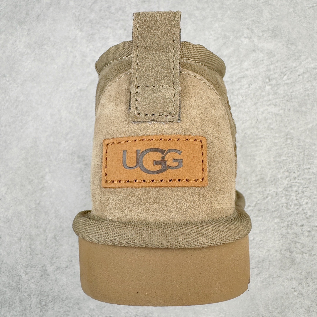 图片[8]-＃SP原厂 UGG 6109 周冬雨Mini短靴秋冬羊皮毛一体雪地靴 全鞋采用ZP同厂 隆丰A级澳洲进口羊皮毛一体 品牌代工厂生产线 完全遵循ZP工艺流程 代工厂原厂版师 秉承无原鞋不开发选择 注重每一处细节 市面最正版型 TREADLITE\\\”轻翼\\\”科技外底 轻便/耐用/柔韧/桩型【售后郑重承诺】一个月内若出现重大脱胶/断底等质量问题 直接为您换新！尺码：35 36 37 38 39 40-选品中心