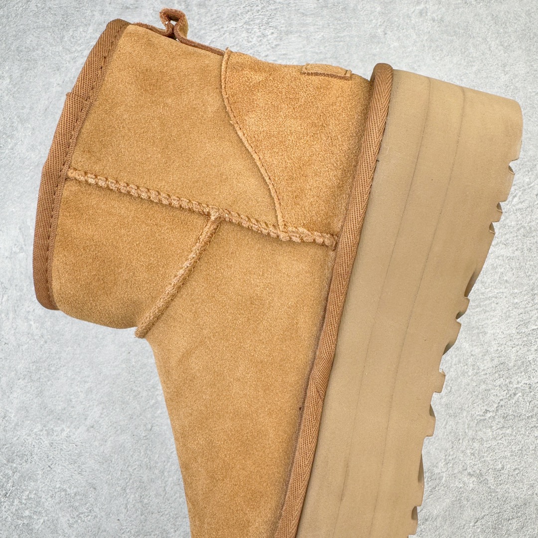 图片[7]-＃SP原厂 UGG 5854 周冬雨短筒厚底秋冬羊皮毛一体雪地靴 全鞋采用ZP同厂 隆丰A级澳洲进口羊皮毛一体 品牌代工厂生产线 完全遵循ZP工艺流程 代工厂原厂版师 秉承无原鞋不开发选择 注重每一处细节 市面最正版型 TREADLITE\\\”轻翼\\\”科技外底 轻便/耐用/柔韧/桩型【售后郑重承诺】一个月内若出现重大脱胶/断底等质量问题 直接为您换新！尺码：35 36 37 38 39 40-选品中心