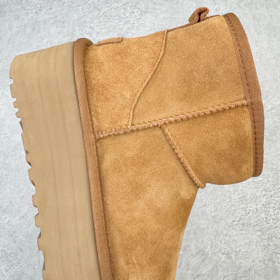 图片[6]-＃SP原厂 UGG 5854 周冬雨短筒厚底秋冬羊皮毛一体雪地靴 全鞋采用ZP同厂 隆丰A级澳洲进口羊皮毛一体 品牌代工厂生产线 完全遵循ZP工艺流程 代工厂原厂版师 秉承无原鞋不开发选择 注重每一处细节 市面最正版型 TREADLITE\\\”轻翼\\\”科技外底 轻便/耐用/柔韧/桩型【售后郑重承诺】一个月内若出现重大脱胶/断底等质量问题 直接为您换新！尺码：35 36 37 38 39 40-选品中心