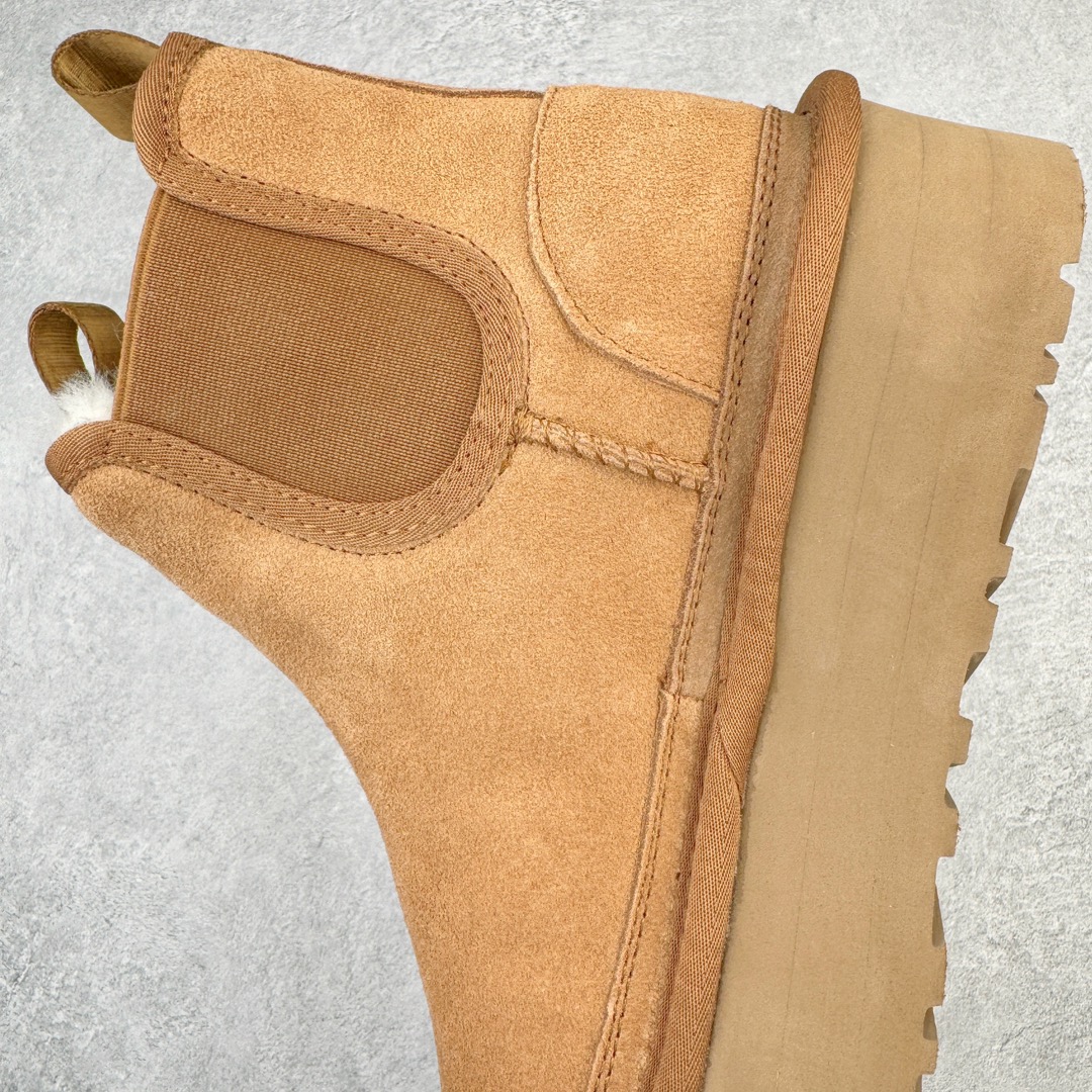 图片[7]-＃SP原厂 UGG 4526 切尔西厚底秋冬羊皮毛一体雪地靴 全鞋采用ZP同厂 隆丰A级澳洲进口羊皮毛一体 品牌代工厂生产线 完全遵循ZP工艺流程 代工厂原厂版师 秉承无原鞋不开发选择 注重每一处细节 市面最正版型 TREADLITE\\\”轻翼\\\”科技外底 轻便/耐用/柔韧/桩型【售后郑重承诺】一个月内若出现重大脱胶/断底等质量问题 直接为您换新！尺码：35 36 37 38 39 40-选品中心