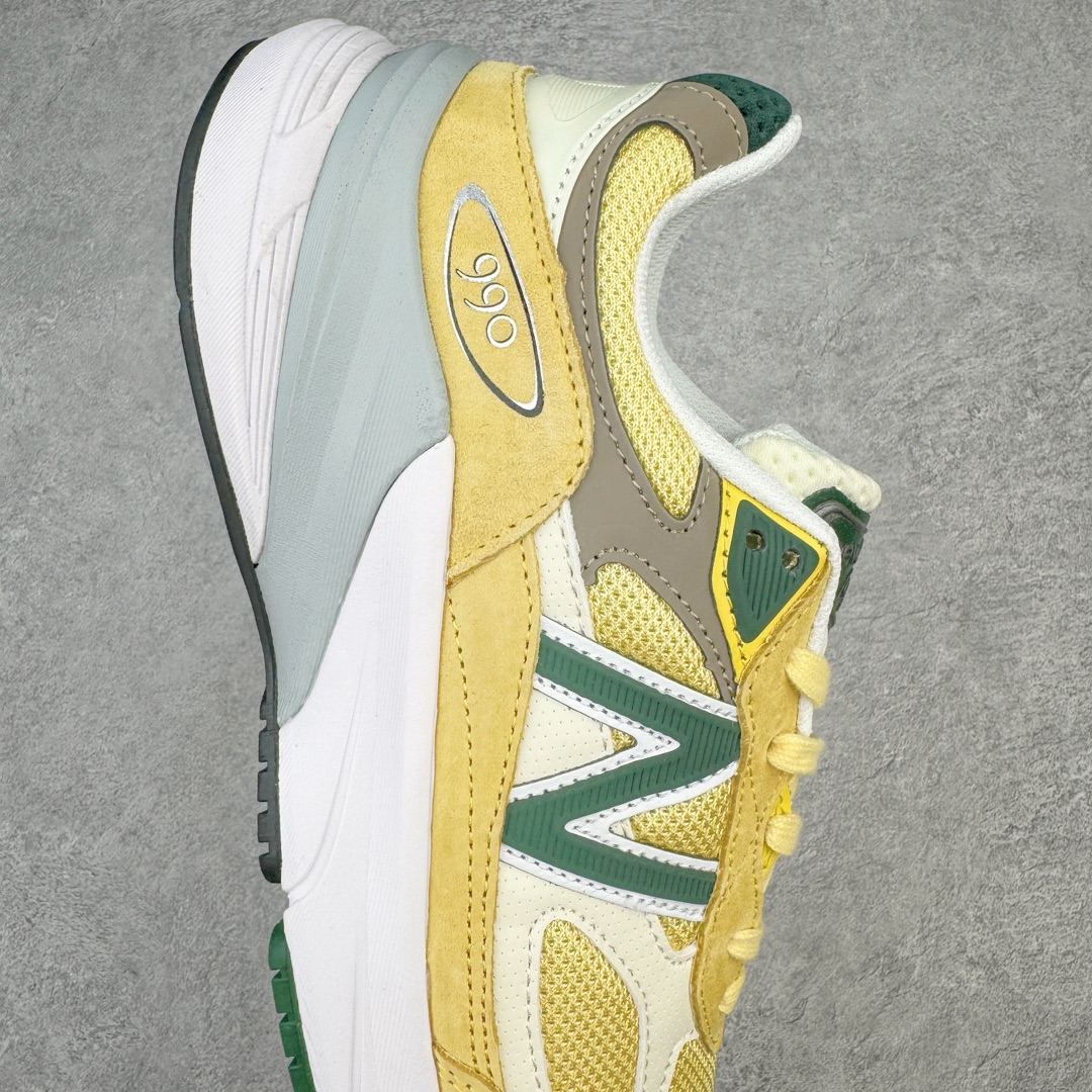图片[6]-＃K版纯原 New Balance U990TE6 新百伦NB990V6 淡黄色 第六代总统复古慢跑鞋 这是一双极具现代感设计的复古跑鞋 990v6 鞋面大部分面积依旧采用麂皮和织物材质覆盖 从各种细节上看也还是有点 990v5 的影子 但相比 990v5 990v6 鞋面各种材质的拼接会更加复杂 这次 990v6 最大的改变相信大家应该也发现了 就是看上去貌似比 990v4 和 990v5 两代鞋款加起来还要厚的鞋底 其实这是 New Balance 首次采用的三重缓震组合鞋底 除了之前就有的 ABZORB 缓震科技和 ENCAP 中底 这次新加入了 FuelCell 缓震科技 看来舒适度和增高度 都要更上一层楼呀 990v6 的侧标 Logo 设计少见地没有印在绒面皮革上 而是置于网眼面料以及横跨鞋身的皮革织带之上 同时鞋舌上的标签设计并没有延用此前 990v4 和 990v5 采用的样式设计 而是采用了一种新的类似于三角徽章的设计 所以对于鞋款上的更新变化 既有延续经典的设计 也有创新性的改变 尺码：36 37 37.5 38 38.5 39 40 40.5 41.5 42 42.5 43 44 44.5 45-选品中心