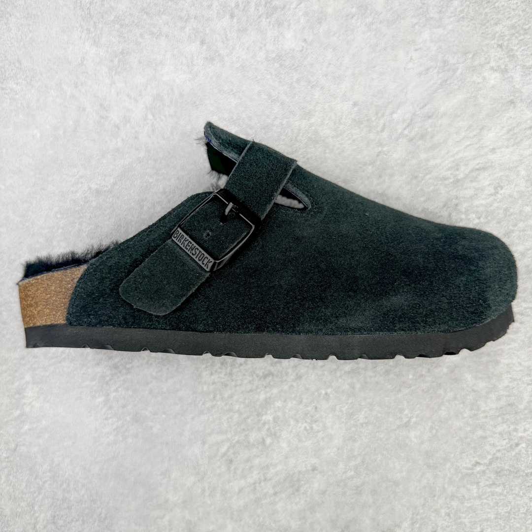 #DG纯原福利 Birkenstock Boston VL 勃肯软木底包头拖鞋加绒版 天鹅绒般的绒面革赋子休闲的经典外观 四季皆宜 柔软的鞋床采用额外的泡沫缓冲层 提供额外的舒适感和全天支撑 全网独家首发 源于德国的严谨工艺 牛巴戎面 中层松木 EVA 三层组合大底 优质牛皮面料五金扣 出口订单 尺码:35 36 39-选品中心