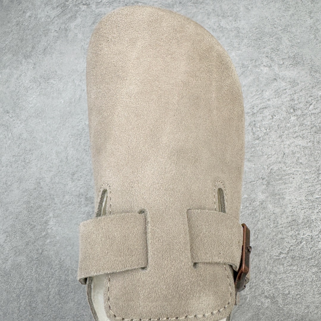 图片[4]-＃DG纯原福利 Birkenstock Boston VL 勃肯软木底包头拖鞋加绒版 天鹅绒般的绒面革赋子休闲的经典外观 四季皆宜 柔软的鞋床采用额外的泡沫缓冲层 提供额外的舒适感和全天支撑 全网独家首发 源于德国的严谨工艺 牛巴戎面 中层松木 EVA 三层组合大底 优质牛皮面料五金扣 出口订单 尺码：35 36 37 38 39 40-选品中心