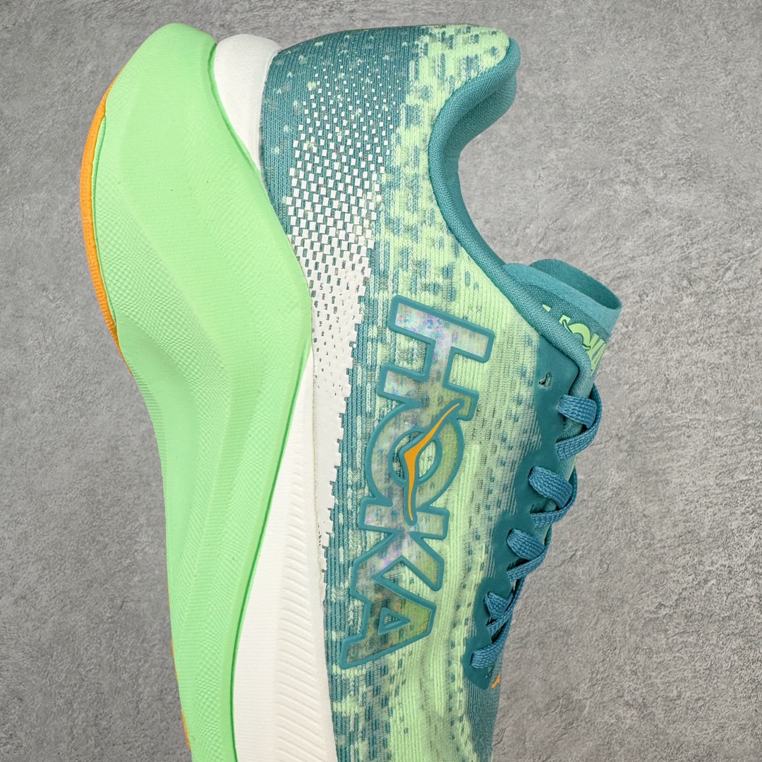 图片[6]-HOKA ONE ONE Mach X 马赫十代舒适百搭透气低帮跑步鞋 HOKA ONE ONE 是来自美国的跑步鞋知名品牌 创立于2009年 始终致力于为所有跑者提供更新、更好的跑步装备 相比常规跑鞋 HOKA ONE ONE特别研发使用性能独特的几何形跑鞋中底 此种鞋底更厚、更高、回弹性也更好 除了卓越的缓冲性能 它还能为各种阶段的跑者带来更具动感、更加稳定的跑步体验 HOKA ONE ONE从设计之初就清楚意识到 要保证跑者步幅的均匀一致 双脚自然而然的运动至关重要 尺码：36 36.5 37.5 38 38.5 39 40 40.5 41 42 42.5 43 44 44.5 45-选品中心