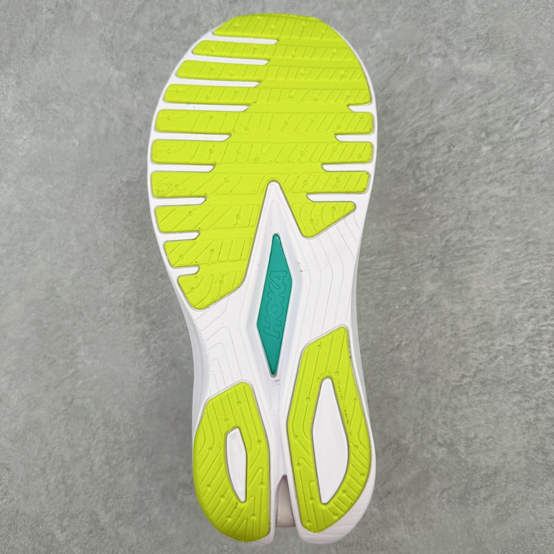 图片[9]-HOKA ONE ONE Mach X 马赫十代舒适百搭透气低帮跑步鞋 HOKA ONE ONE 是来自美国的跑步鞋知名品牌 创立于2009年 始终致力于为所有跑者提供更新、更好的跑步装备 相比常规跑鞋 HOKA ONE ONE特别研发使用性能独特的几何形跑鞋中底 此种鞋底更厚、更高、回弹性也更好 除了卓越的缓冲性能 它还能为各种阶段的跑者带来更具动感、更加稳定的跑步体验 HOKA ONE ONE从设计之初就清楚意识到 要保证跑者步幅的均匀一致 双脚自然而然的运动至关重要 尺码：36 36.5 37.5 38 38.5 39 40 40.5 41 42 42.5 43 44 44.5 45-选品中心