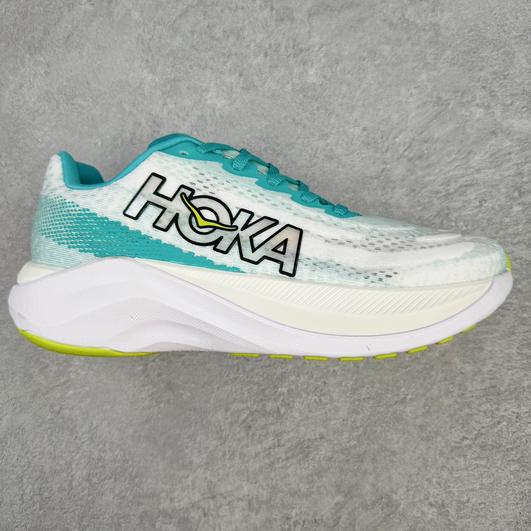 HOKA ONE ONE Mach X 马赫十代舒适百搭透气低帮跑步鞋 HOKA ONE ONE 是来自美国的跑步鞋知名品牌 创立于2009年 始终致力于为所有跑者提供更新、更好的跑步装备 相比常规跑鞋 HOKA ONE ONE特别研发使用性能独特的几何形跑鞋中底 此种鞋底更厚、更高、回弹性也更好 除了卓越的缓冲性能 它还能为各种阶段的跑者带来更具动感、更加稳定的跑步体验 HOKA ONE ONE从设计之初就清楚意识到 要保证跑者步幅的均匀一致 双脚自然而然的运动至关重要 尺码：36 36.5 37.5 38 38.5 39 40 40.5 41 42 42.5 43 44 44.5 45-选品中心