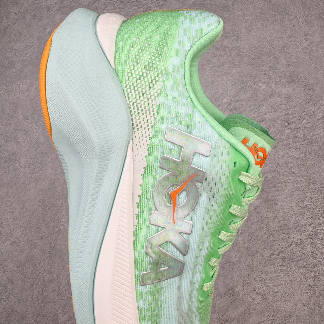 图片[6]-HOKA ONE ONE Mach X 马赫十代舒适百搭透气低帮跑步鞋 HOKA ONE ONE 是来自美国的跑步鞋知名品牌 创立于2009年 始终致力于为所有跑者提供更新、更好的跑步装备 相比常规跑鞋 HOKA ONE ONE特别研发使用性能独特的几何形跑鞋中底 此种鞋底更厚、更高、回弹性也更好 除了卓越的缓冲性能 它还能为各种阶段的跑者带来更具动感、更加稳定的跑步体验 HOKA ONE ONE从设计之初就清楚意识到 要保证跑者步幅的均匀一致 双脚自然而然的运动至关重要 尺码：36 36.5 37.5 38 38.5 39 40 40.5 41 42 42.5 43 44 44.5 45-选品中心