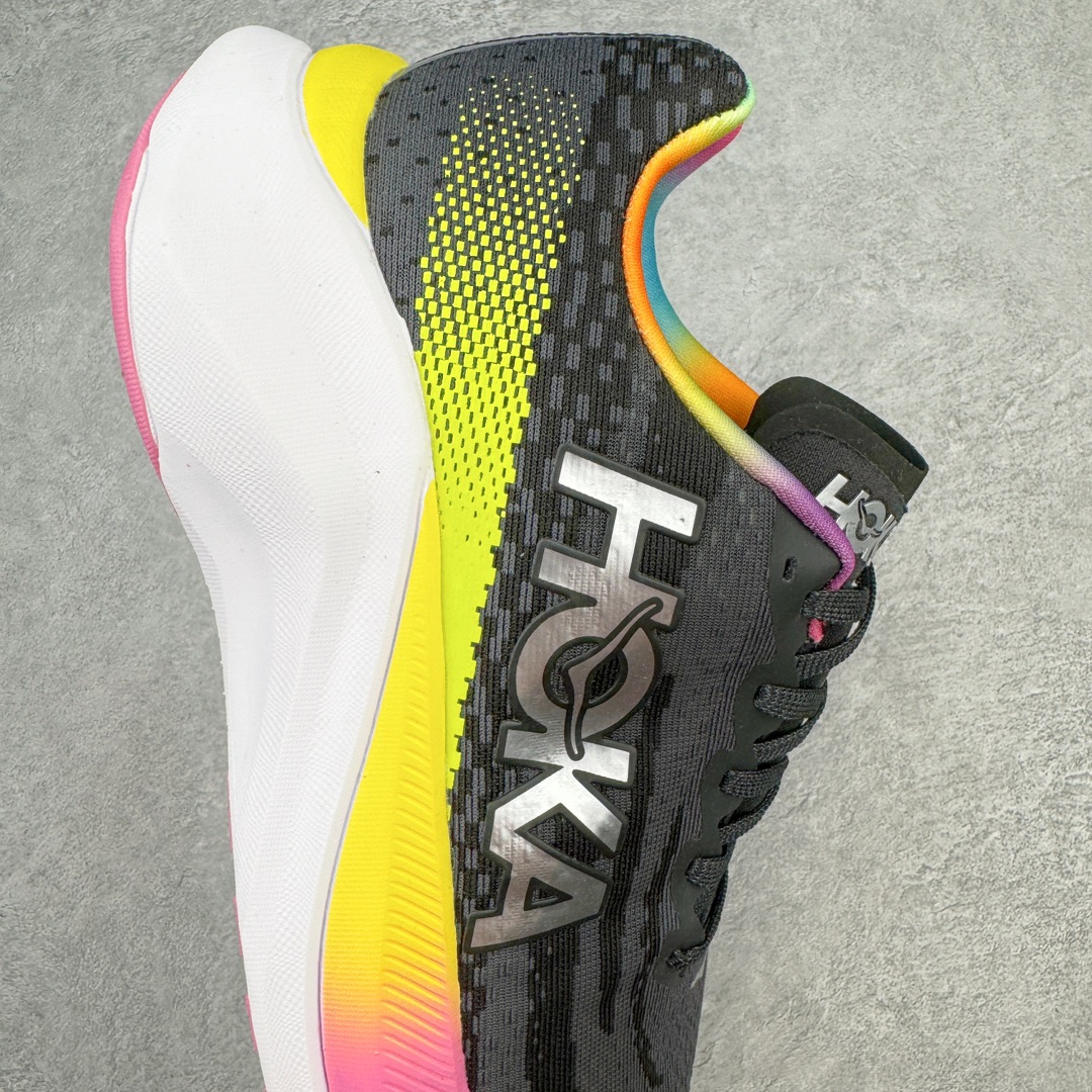 图片[6]-HOKA ONE ONE Mach X 马赫十代舒适百搭透气低帮跑步鞋 HOKA ONE ONE 是来自美国的跑步鞋知名品牌 创立于2009年 始终致力于为所有跑者提供更新、更好的跑步装备 相比常规跑鞋 HOKA ONE ONE特别研发使用性能独特的几何形跑鞋中底 此种鞋底更厚、更高、回弹性也更好 除了卓越的缓冲性能 它还能为各种阶段的跑者带来更具动感、更加稳定的跑步体验 HOKA ONE ONE从设计之初就清楚意识到 要保证跑者步幅的均匀一致 双脚自然而然的运动至关重要 尺码：36 36.5 37.5 38 38.5 39 40 40.5 41 42 42.5 43 44 44.5 45-选品中心