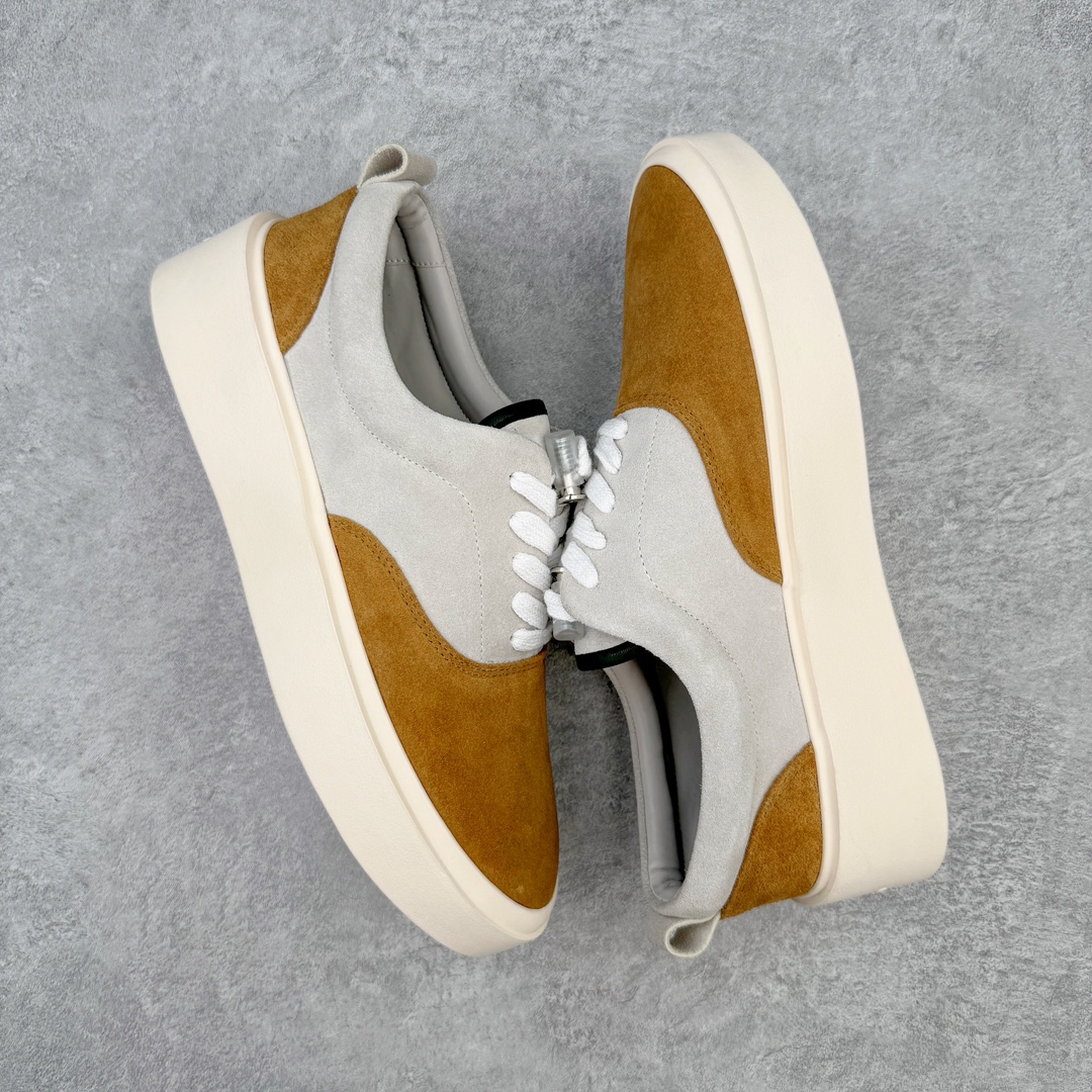 图片[3]-敬畏上帝/Fear of God FOG 101 Low Top Sneaker 低帮板鞋 夜蓝浅灰米白色 欧美范儿必备 洛杉矶街头奢牌 平底低帮增高系带百搭休闲运动板鞋 附赠精致鞋带与配防尘袋配件 采用翻毛皮与牛剖革鞋面材质 外置耐磨橡胶大底 尺码：39 40 41 42 43 44 45-选品中心