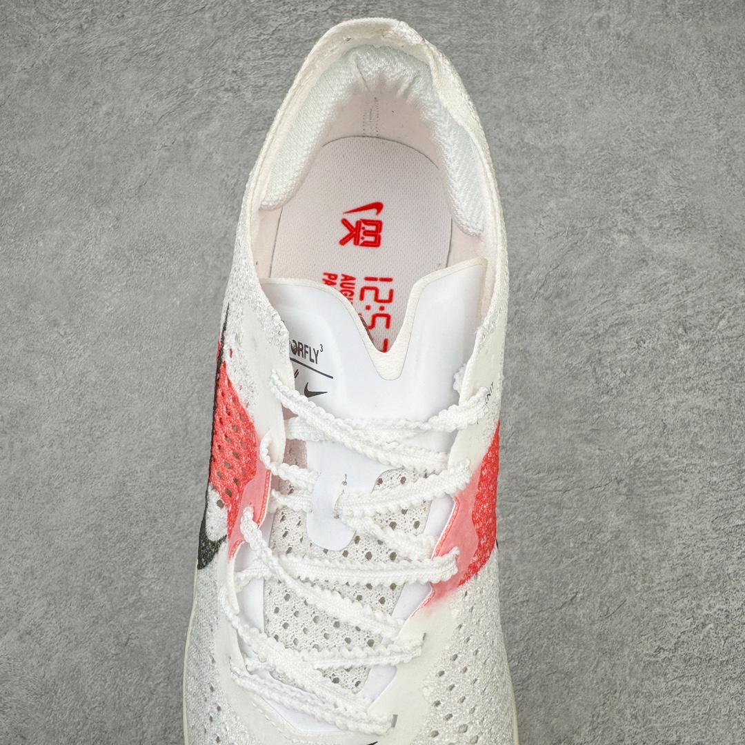 ＃纯原福利‼️
💰150 合作私
NK Zoom VaporFly Next 3% 编织飞线马拉松三代超级休运动跑鞋 泰光zp订单 真碳加持 保留了NK Systeml的突破性产品科技 且在这个基础上搭载了NK Flyknit鞋面 让这双为比赛竞速而打造的战靴更加轻盈、透气突破性的Zoom X泡棉带来NK跑步至今为止最为出色的能量回馈 
Size 详情看库存！
