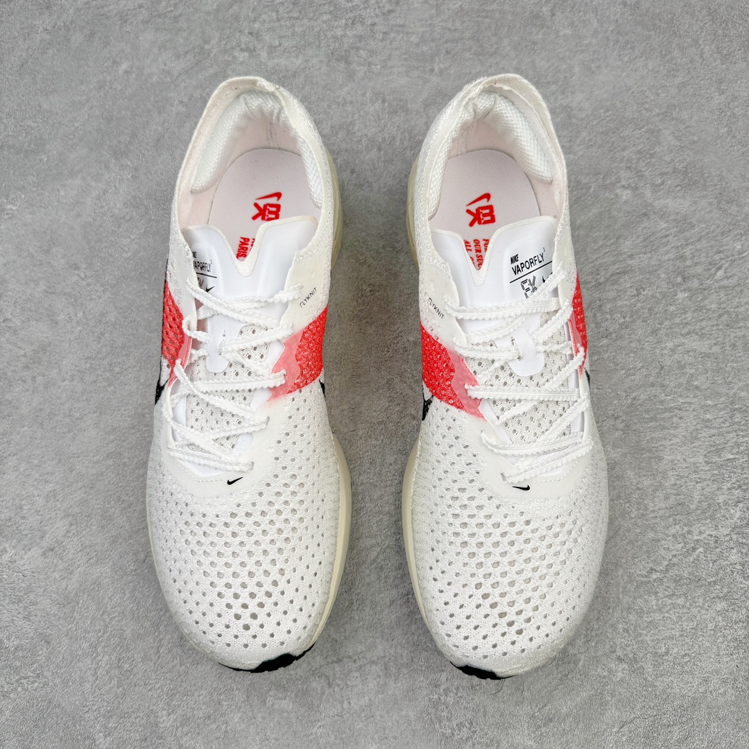 ＃纯原福利‼️
💰150 合作私
NK Zoom VaporFly Next 3% 编织飞线马拉松三代超级休运动跑鞋 泰光zp订单 真碳加持 保留了NK Systeml的突破性产品科技 且在这个基础上搭载了NK Flyknit鞋面 让这双为比赛竞速而打造的战靴更加轻盈、透气突破性的Zoom X泡棉带来NK跑步至今为止最为出色的能量回馈 
Size 详情看库存！
