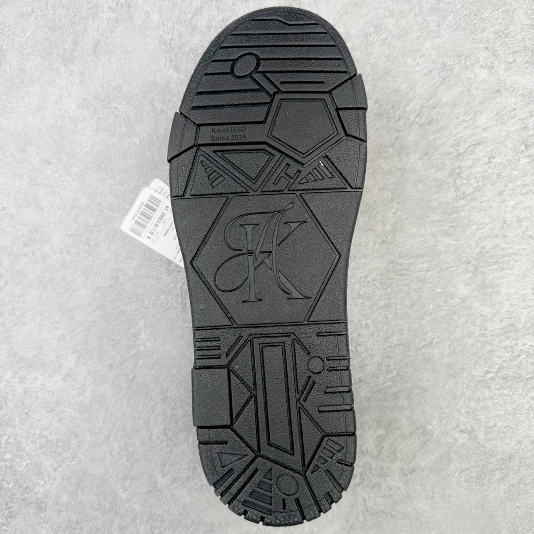 图片[9]-＃福利特价 KAALIXTO Retro Vintage 星星潮流休闲防滑耐磨低帮板鞋 此款鞋使用牛仔作为主要的鞋面材质 结实耐磨 鞋舌设计特有印花皮牌作为搭配充分凸显牛仔的特性 整体鞋款采用牛仔面料随意角度拼接的呈现方法 打破消费者原有对鞋子的刻板印象 让人耳目一新 织麦标在彰品品牌属性的同时更具牛仔的代表性元素 并采用加厚内里 穿着舒适透气 鞋底做旧氧化 尺码：36 37 38 39 40 41 42 43 44 45-选品中心