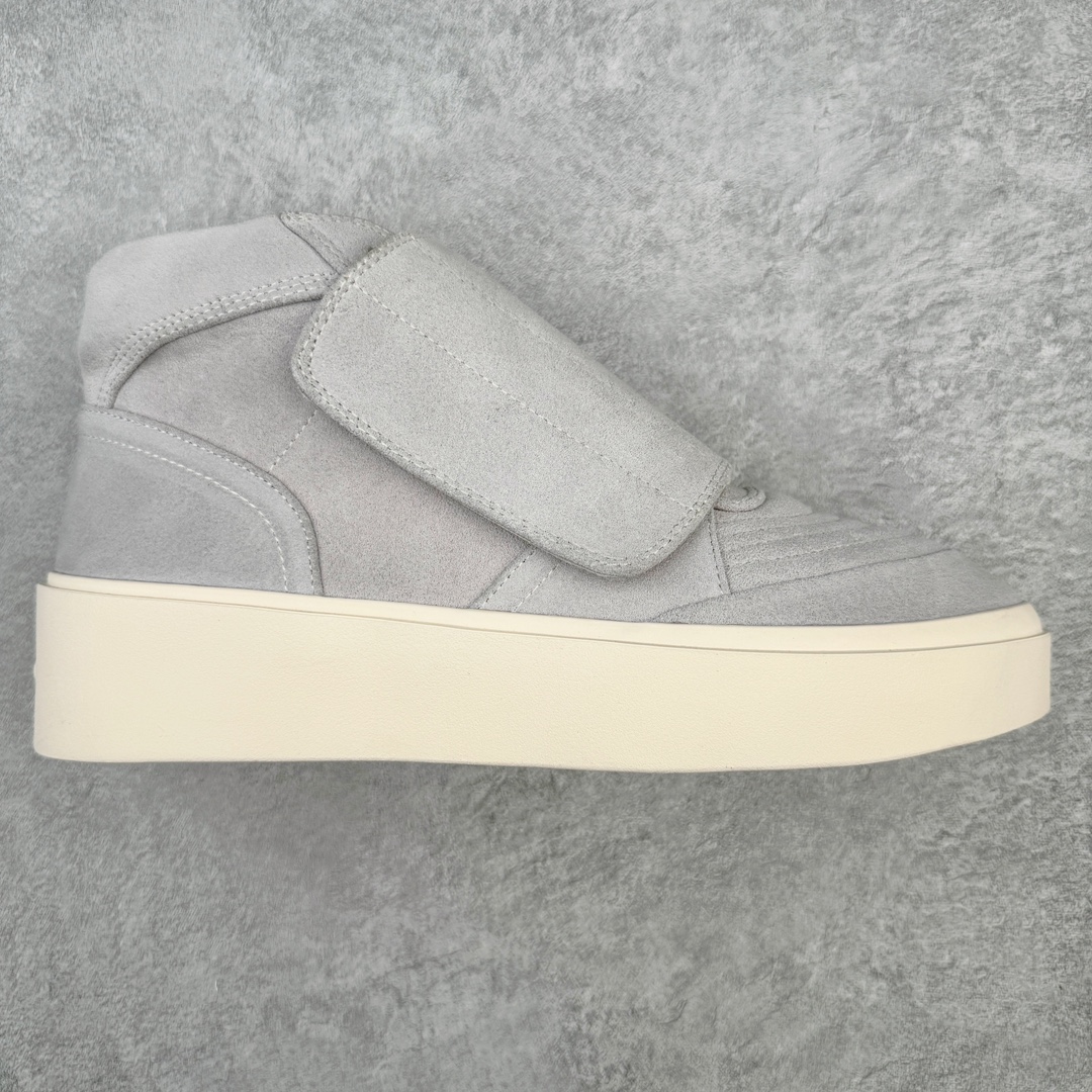敬畏上帝/Fear of God FOG 101 High Top Sneaker 高帮板鞋 夜蓝浅灰米白色 欧美范儿必备 洛杉矶街头奢牌 平底低帮增高系带百搭休闲运动板鞋 附赠精致鞋带与配防尘袋配件 采用翻毛皮与牛剖革鞋面材质 外置耐磨橡胶大底 尺码：39 40 41 42 43 44 45-选品中心