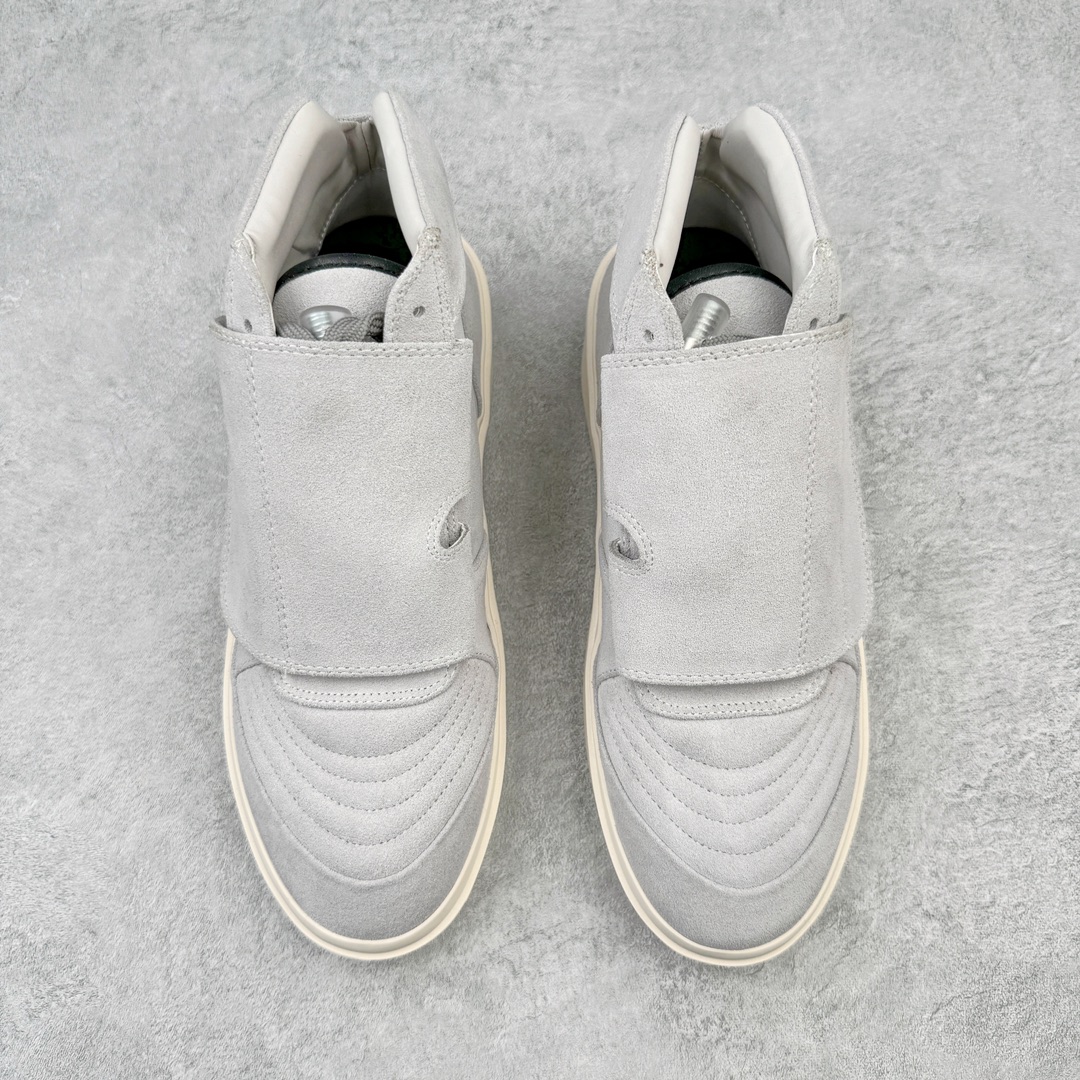 图片[2]-敬畏上帝/Fear of God FOG 101 High Top Sneaker 高帮板鞋 夜蓝浅灰米白色 欧美范儿必备 洛杉矶街头奢牌 平底低帮增高系带百搭休闲运动板鞋 附赠精致鞋带与配防尘袋配件 采用翻毛皮与牛剖革鞋面材质 外置耐磨橡胶大底 尺码：39 40 41 42 43 44 45-选品中心