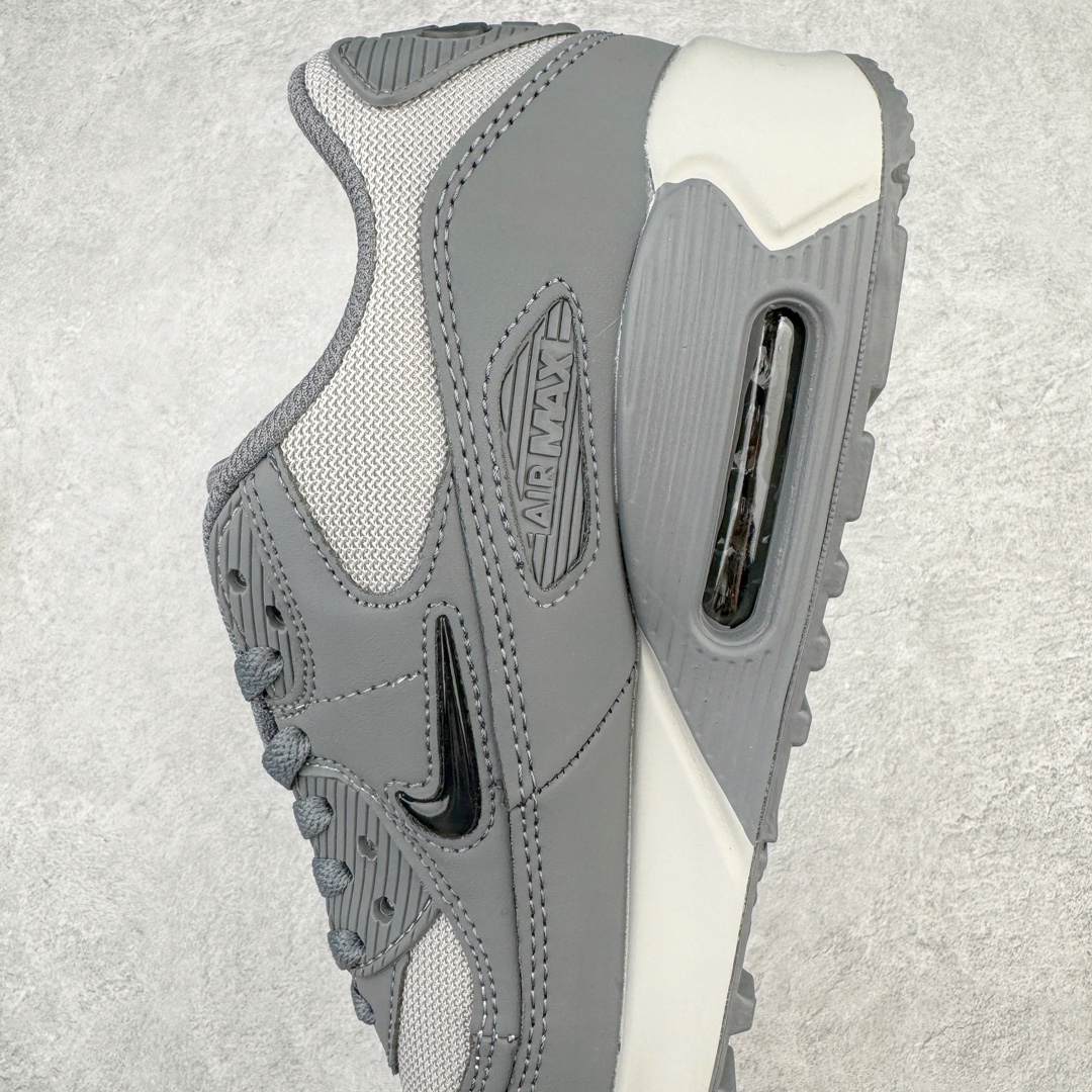 图片[7]-＃MX版 NK Air MAX 90 气垫复古减震跑步鞋 DX2656-002 经典重温 独家陆续补货 外单专供大厂出品 品质稳定 一百余色 终端操作 Air Max 90于1990年推出 来自Air Max系列 在Air Max 1的基础上改进而得 增加了气垫面积 外型上也更为流线 最特別的就是加入了菱纹塑胶嵌板 为Air Max 90增添了许多潮流气息 皮革鞋面 造就出色耐穿性和支撑力 Max Air缓震配置搭配泡棉中底 令Air Max 90轻盈而舒适 华夫格橡胶外底 铸就Air Max 90非凡的抓地力 而Air Max 90不仅是一双跑鞋 它成功跨越了时间的演进 成为了球鞋文化与潮流圈中最熟为人知的鞋款之一 尺码：36 36.5 37.5 38 38.5 39 40 40.5 41 42 42.5 43 44 44.5 45-选品中心