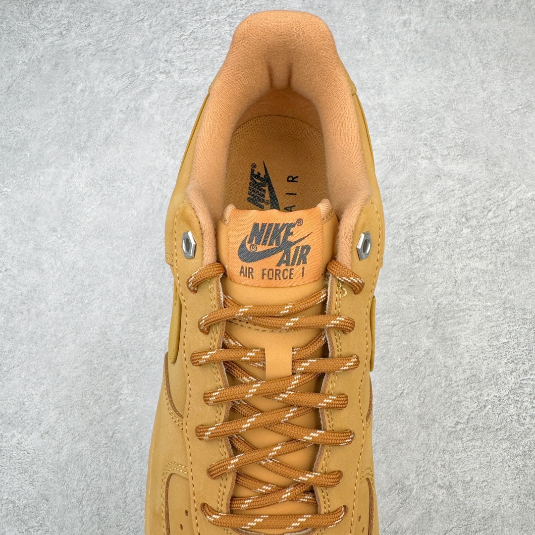 图片[5]-零售💰240 ＃G版纯原 NK Air Force 1 Low 07 LV8 \”Wheat Flax\” 空军一号低帮 小麦色 CJ9179-200 同步官方2022全新版本 全新翻盖原盒配件 不规则波浪大底咬花 全鞋电脑针车 工整有序 视觉效果满分 原厂拉帮手法 标准四线 密度针距针孔大小控制到位 原装反口里网布海绵 正确卡色网眼大小 新版鞋撑改用纸团代替 原厂港宝加持完美还原灵魂版型 原盒原配从里到外百分百还原 原厂全头层原厂皮料 原标原盒 内置Sole气垫 中底白色背胶 中底划线 已经无限的接近公司 原厂楦头 原厂刺绣 后跟弧度修正 独家私模最大开发到48.5 尺码：35.5 36 36.5 37.5 38 38.5 39 40 40.5 41 42 42.5 43 44 44.5 45 46 47.5 48.5 编码：by2936040-运动鞋