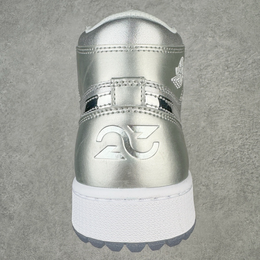 图片[8]-＃KZ神版莞产 Air Jordan AJ1 Retro Golf 高尔夫液态银 FD6815-001 外贸特供批次 终端控货优势输出 新配色不断更新开发 市场中端王者 全套原纸板楦头开发 确保原汁原味 完美呈现一代版型 一比一鞋头弧度高度鞋身弧度 此版本只针对中端市场 细节品控鞋型随意秒杀市面同价位 鞋型完美 不臃肿别扭 头层皮料加持 用料绝不含糊 进口玻璃冲刀皮料裁剪零毛边 电脑针车工艺 超高鞋面清洁度 最高QC检验标准 控制溢胶瑕疵 原盒原配 飞翼3D高频深度立体 工艺方面大到整体鞋型 漏斗收腰 底线拉帮 LOGO立体程度 小到针眼排布 载片对称 冲孔效果 鞋标规范 鞋垫背胶等等 无一不是口碑收割 每双都是一个回头客 尺码：36 36.5 37.5 38 38.5 39 40 40.5 41 42 42.5 43 44 44.5 45 46 47.5-选品中心