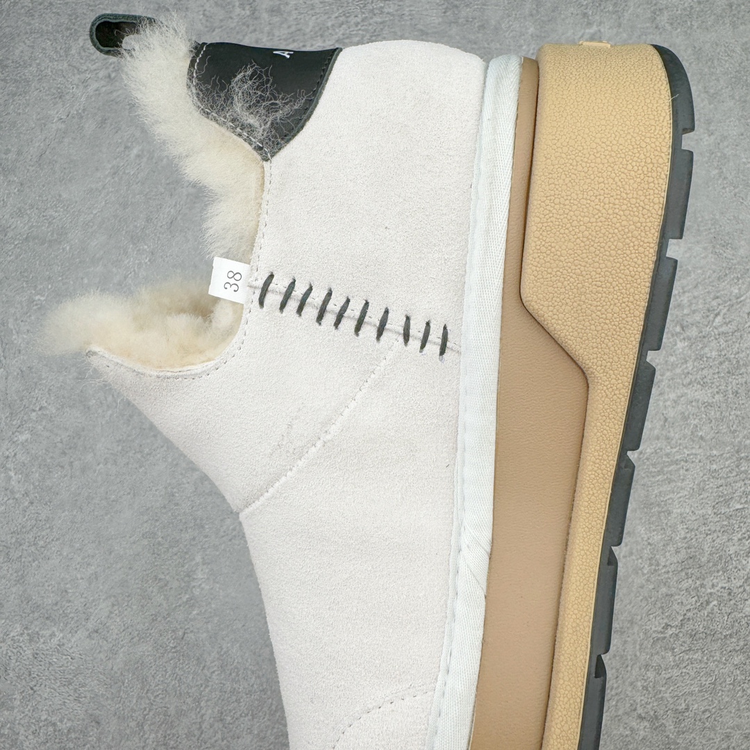 图片[7]-AMIRI埃米尔2023s冬季最新雪地靴系列 AMIRI是来自美国的潮流品牌 迅速走红国际时装界的一个年轻品牌 国内由©️陈冠希 ®️杨幂上脚后呈爆火状态 官网一度出现断货情况 品牌所致力打造潮流的风格 毛鞋的保暖性结构搭载日系风格 鞋子整体轻盈不显笨重 颜值与舒适度并存 ❶面料：原版定制水染牛皮 ❷内里：原版进口羊毛 ❸垫脚：原版进口羊毛 ❹大底：原版开模TPU防滑大底 ❺包装：定制原版全套包装 ❻尺码：35-40-选品中心