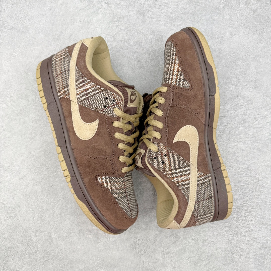 图片[3]-＃S2纯原福利 NK SB Dunk Low 棕色西服 304292-223＃原厂Sadesa D7 皮料 细纹排气孔完全一致 全套原楦原模倾力打造完美版型 独家原厂航空铝磨具打磨大底 鞋头坡度极致还原 无解鞋型 原盒原配 圈内天花板工艺 原厂冲刀 超高清洁度 全鞋零毛边皮料切割 采用原厂百宏鞋带以及原厂百宏织唛舌标 内标可供原厂几率过验 原厂中底布点胶 原厂中底布拉帮走线遵循公司 尺码：40 40.5 41 42 42.5 43 44 44.5 45 46 47.5-选品中心