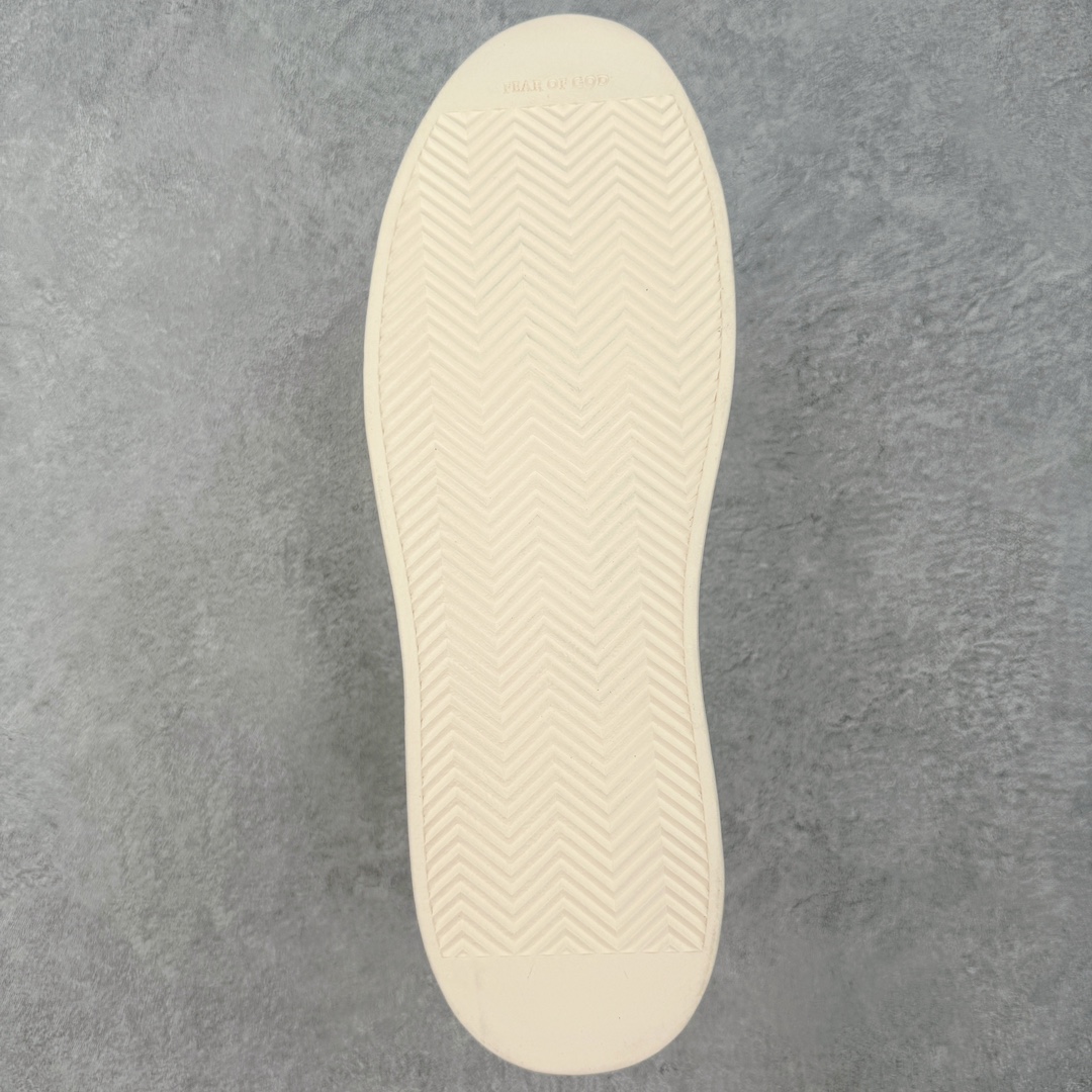 图片[9]-敬畏上帝/Fear of God FOG 101 High Top Sneaker 高帮板鞋 夜蓝浅灰米白色 欧美范儿必备 洛杉矶街头奢牌 平底低帮增高系带百搭休闲运动板鞋 附赠精致鞋带与配防尘袋配件 采用翻毛皮与牛剖革鞋面材质 外置耐磨橡胶大底 尺码：39 40 41 42 43 44 45-选品中心