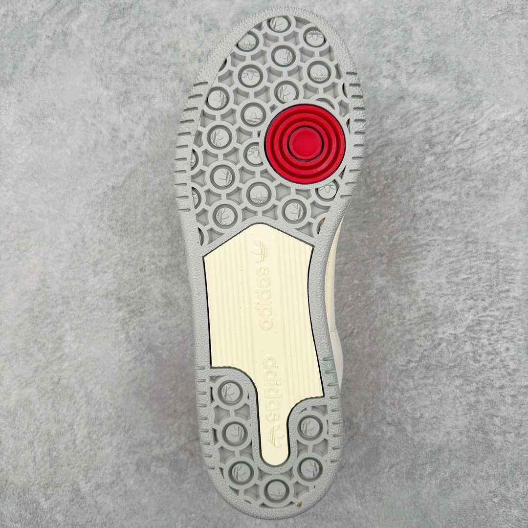 图片[9]-＃特价福利 AD Originals Centennial 85 Low 世纪百年系列低帮复古系带百搭休闲运动板鞋 随着复古风格的流行 不少经典鞋款都以别致的配色和材质重新登场 Originals 也为诞生于80年代 横跨多领域的复古篮球鞋 Centennial 85 Low 赋予两款全新配色 为出街穿搭带来更多选择 此次延续了经典鞋身轮廓 同时两款配色在整体设计上均采用简约百搭的米色鞋面作为基调 其中一款辅以后跟、三条纹以及鞋舌处标签的灰色作为点缀 使整体颜值简约耐看 鞋面都采用柔软麂皮与优质皮革拼接而成 大幅提升鞋款质感的同时也呈现出丰富层次 鞋舌处则辅以对比鲜明的粉色作为点缀 让鞋款百搭的同时又极具辨识度 最后搭载米白色中底与灰色外底 与鞋面配色相呼应 使视觉效果更为统一 尺码：36 36⅔ 37⅓ 38 38⅔ 39⅓ 40 40⅔ 41⅓ 42 42⅔ 43⅓ 44 45-选品中心