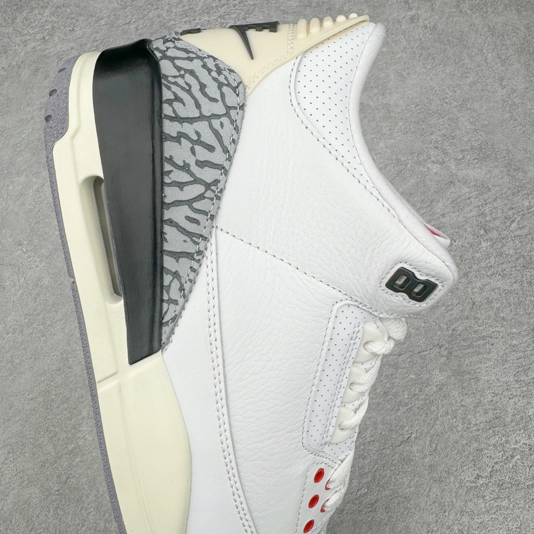 图片[6]-＃PK纯原 Air Jordan AJ3 Retro 做旧白水泥 DN3707-100 目前市场最推荐的产品 市场唯一正确批次 操刀耗时半年巨作 超合理的单价 拒绝高利润 全套原纸板楦头开发 原厂大底磨具加持立体防滑纹理 原装可视Air Sole气垫 原汁原味最完美的三代版型 唯一正确鞋头趴度弧度高度鞋身腰线 原厂TPU彩虹扎染后跟饰片 正确内里反口里网布 皮料菱角分明不变形无多余毛边 广东原厂zp同批次手工大底描漆拉丝 市场唯一原厂鞋扣模具 原厂织唛标 原厂飞人电绣工艺 尾指中部跳三针 独家绑鞋带手法 印刷中底布 四线拉帮 米色美纹纸贴合固定 进口港宝加持 后跟自然饱满 全鞋荧光划线卡点 追求极致完美 每一双都是工艺品 多重QC质检 超越公司货的品控标准 实实在在的免检产品 尺码：40 40.5 41 42 42.5 43 44 44.5 45 46 47.5 48.5-选品中心