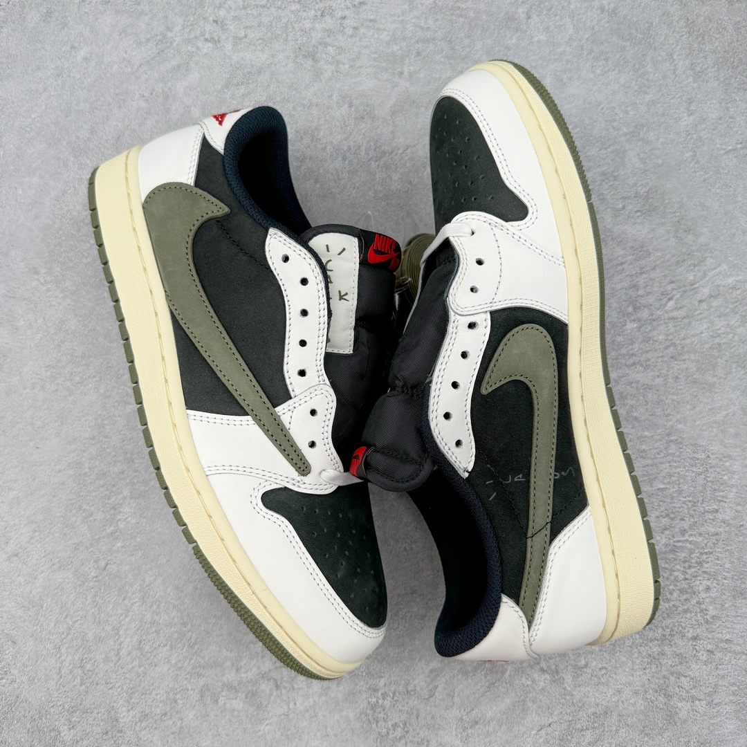 图片[3]-零售💰420 ＃PK纯原 Travis Scott x Air Jordan AJ1 Low OG SP TS联名倒钩5.0低帮 白黑橄榄绿 DZ4137-106 圈内最强倒钩系列 高端零售特供批次 产品品控稳定性领先行业 各方面均可对飙L版 良心定价不杀猪 SZ原厂全套原楦原纸板冲刀磨具开发 原厂皮料加持 原厂港宝加持定型后跟R度完美 同源原厂电绣 鬼脸飞翼针数密度立体效果一致 百分百一致原鞋 原厂拉帮工艺 针距密度一致 后跟弧度收口自然不对折 极致一眼正品既视感 进口玻璃冲刀皮料裁剪零毛边 全鞋电脑针车工艺 品控清洁度最高QC检验标准 免检产品 原厂订购鞋盒、鞋标、防尘纸、鞋撑、鞋带 追求极致的原厂味道 SIZE：36 36.5 37.5 38 38.5 39 40 40.5 41 42 42.5 43 44 44.5 45 46 47.5 编码：by4936020-运动鞋