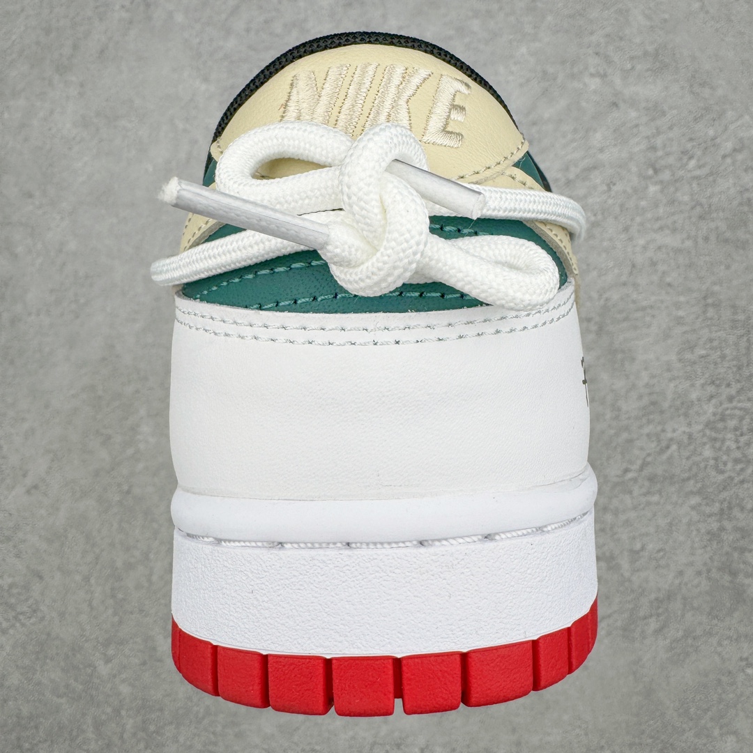 图片[8]-＃YC纯原福利 NK Dunk Low 向限探索 绿白棕 FD9762-061 定制系列天花板 无原鞋不开发 全系列得物原鞋一比一校对开发 配色持续更新中 终端对接 优势输出 全套原厂楦头原纸板数据档案倾力打造 原汁原味莞产 极致还原 圈内最强针车工艺 高端零售指定版 广东原厂配套原盒原标 鞋盒分三个尺码段 原厂冲刀 超高清洁度 全鞋零毛边皮料切割 采用原厂百宏鞋带以及原厂百宏织唛舌标 内标可供原厂几率过验 进口原装条纹中底布 四线拉帮白色点胶 原厂拉帮手法遵循公司 原厂电绣 极致还原 尺码：35.5 36 36.5 37.5 38 38.5 39 40 40.5 41 42 42.5 43 44 44.5 45 46-选品中心