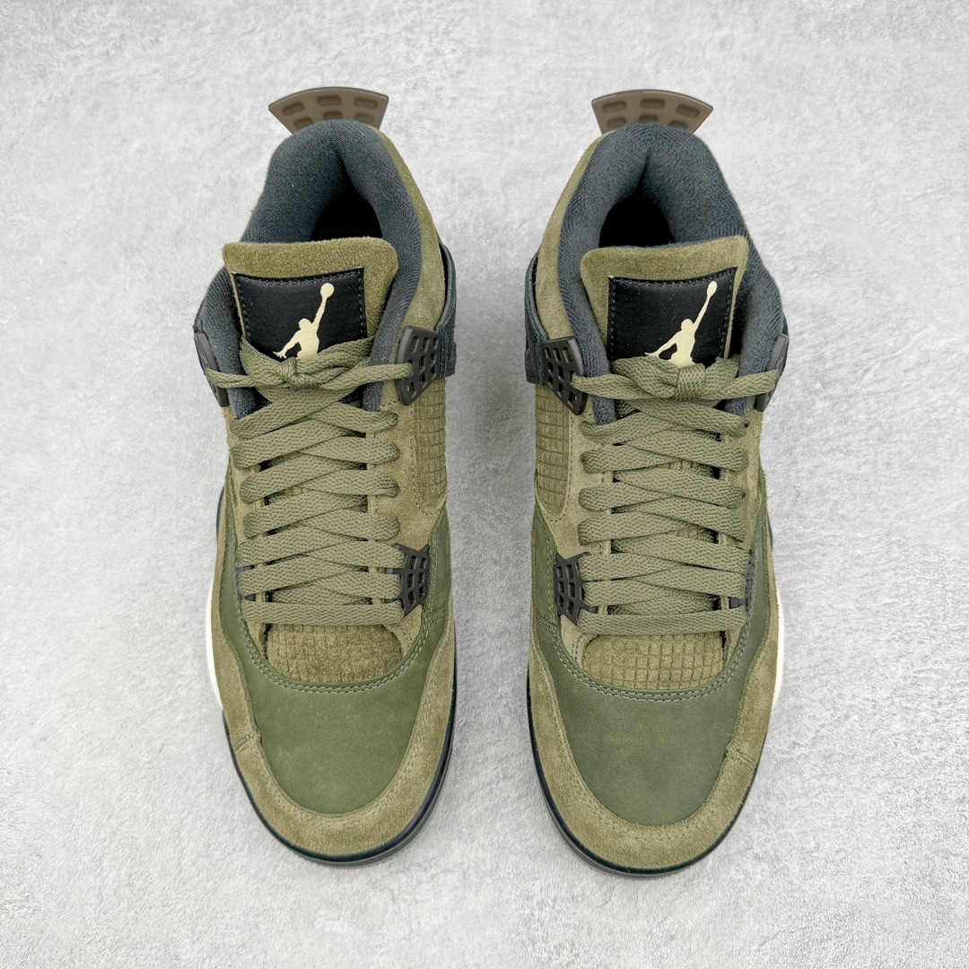 图片[2]-💰460 ＃GX Air Jordan AJ4 Retro \”Olive Canvas\” 军绿色 FB9927-200 圈内最强四代 独家外贸特供尺码含 45.5 49.5 50.5 耗时半年巨 全套原纸板楦头开发 原厂特供皮料加持 确保原汁原味 完美呈现四代版型 一比一鞋头弧度高度鞋身弧度 数据细节工艺流程均保持原鞋一致 原厂TPU网格鞋带扣 正确内里网布 菱角分明不变形无多余毛边 柔软性质感一致于原鞋 市场唯一原厂鞋扣模具 背面可见隐藏注塑口 原厂织唛标 原厂飞人电绣工艺 尾指中部跳三针 独家绑鞋带手法 印刷中底布 四线拉帮 米色美纹纸贴合固定 进口港宝加持 后跟自然饱满 全鞋荧光划线卡点 追求极致完美 每一双都是工艺品 多重QC质检 超越公司货的品控标准 实实在在的免检产品 尺码：40 40.5 41 42 42.5 43 44 44.5 45 45.5 46 47.5 48.5 49.5 50.5 编码：by5936030-运动鞋