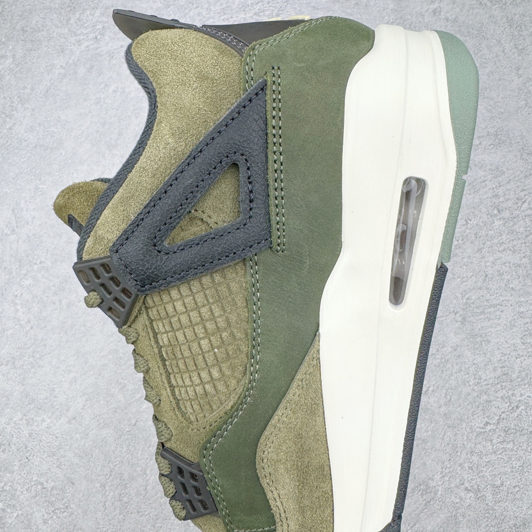 图片[7]-💰460 ＃GX Air Jordan AJ4 Retro \”Olive Canvas\” 军绿色 FB9927-200 圈内最强四代 独家外贸特供尺码含 45.5 49.5 50.5 耗时半年巨 全套原纸板楦头开发 原厂特供皮料加持 确保原汁原味 完美呈现四代版型 一比一鞋头弧度高度鞋身弧度 数据细节工艺流程均保持原鞋一致 原厂TPU网格鞋带扣 正确内里网布 菱角分明不变形无多余毛边 柔软性质感一致于原鞋 市场唯一原厂鞋扣模具 背面可见隐藏注塑口 原厂织唛标 原厂飞人电绣工艺 尾指中部跳三针 独家绑鞋带手法 印刷中底布 四线拉帮 米色美纹纸贴合固定 进口港宝加持 后跟自然饱满 全鞋荧光划线卡点 追求极致完美 每一双都是工艺品 多重QC质检 超越公司货的品控标准 实实在在的免检产品 尺码：40 40.5 41 42 42.5 43 44 44.5 45 45.5 46 47.5 48.5 49.5 50.5 编码：by5936030-运动鞋