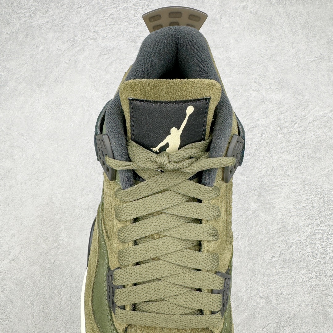 图片[5]-💰460 ＃GX Air Jordan AJ4 Retro \”Olive Canvas\” 军绿色 FB9927-200 圈内最强四代 独家外贸特供尺码含 45.5 49.5 50.5 耗时半年巨 全套原纸板楦头开发 原厂特供皮料加持 确保原汁原味 完美呈现四代版型 一比一鞋头弧度高度鞋身弧度 数据细节工艺流程均保持原鞋一致 原厂TPU网格鞋带扣 正确内里网布 菱角分明不变形无多余毛边 柔软性质感一致于原鞋 市场唯一原厂鞋扣模具 背面可见隐藏注塑口 原厂织唛标 原厂飞人电绣工艺 尾指中部跳三针 独家绑鞋带手法 印刷中底布 四线拉帮 米色美纹纸贴合固定 进口港宝加持 后跟自然饱满 全鞋荧光划线卡点 追求极致完美 每一双都是工艺品 多重QC质检 超越公司货的品控标准 实实在在的免检产品 尺码：40 40.5 41 42 42.5 43 44 44.5 45 45.5 46 47.5 48.5 49.5 50.5 编码：by5936030-运动鞋