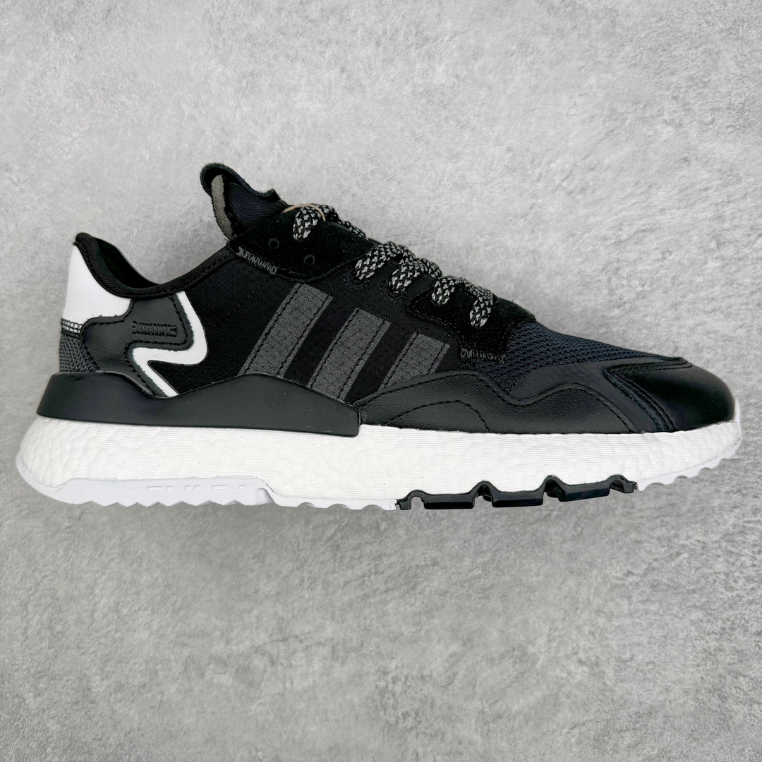 图片[4]-＃纯原福利 AD originals Nite Jogger Pride 夜行者减震耐磨低帮反光复古休闲百搭运动跑鞋 原厂材料 原厂大底 原装工艺 原鞋一致 记忆海绵 鞋眼使用原鞋一致电绣加针车工艺 后跟全部一致采用原鞋工艺 四针六线进口机 区别市面三针五线 头层皮打造 原厂流水标 3D喷漆 瞄漆 私家独模 网布搭配麂皮拼接打造鞋面 极具复古风格鞋头及鞋跟点缀3M反光设计 极为亮眼中底采用全掌Boost科技 厚度相当可观 脚感极佳 尺码：36 36⅔ 37⅓ 38 38⅔ 39⅓ 40 40⅔ 41⅓ 42 42⅔ 43⅓ 44 45-选品中心