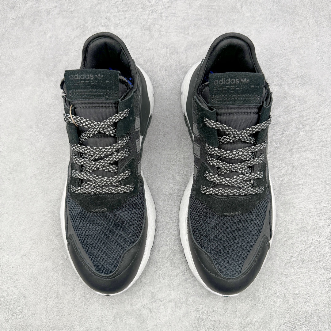 图片[2]-＃纯原福利 AD originals Nite Jogger Pride 夜行者减震耐磨低帮反光复古休闲百搭运动跑鞋 原厂材料 原厂大底 原装工艺 原鞋一致 记忆海绵 鞋眼使用原鞋一致电绣加针车工艺 后跟全部一致采用原鞋工艺 四针六线进口机 区别市面三针五线 头层皮打造 原厂流水标 3D喷漆 瞄漆 私家独模 网布搭配麂皮拼接打造鞋面 极具复古风格鞋头及鞋跟点缀3M反光设计 极为亮眼中底采用全掌Boost科技 厚度相当可观 脚感极佳 尺码：36 36⅔ 37⅓ 38 38⅔ 39⅓ 40 40⅔ 41⅓ 42 42⅔ 43⅓ 44 45-选品中心