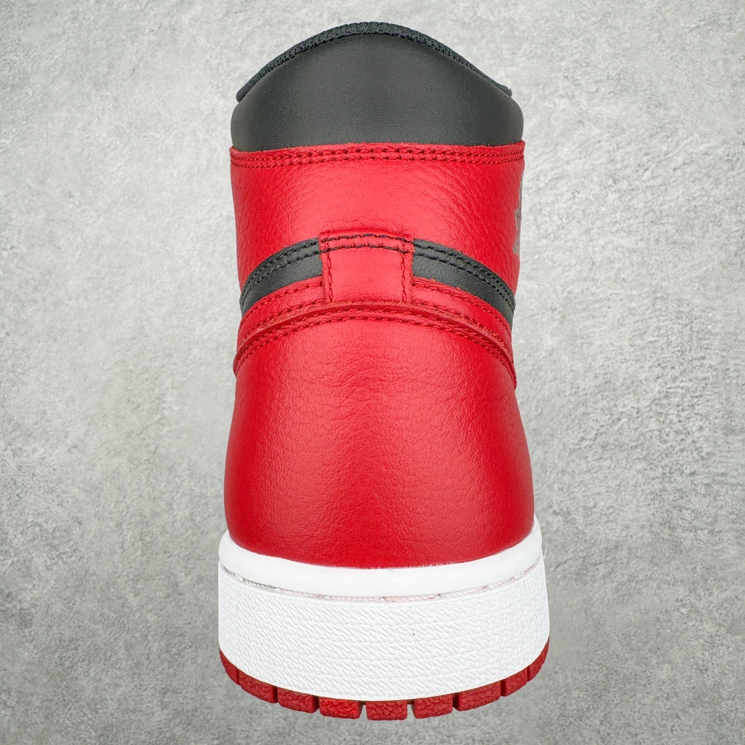 Air Jordan AJ1 Retro High 588-001