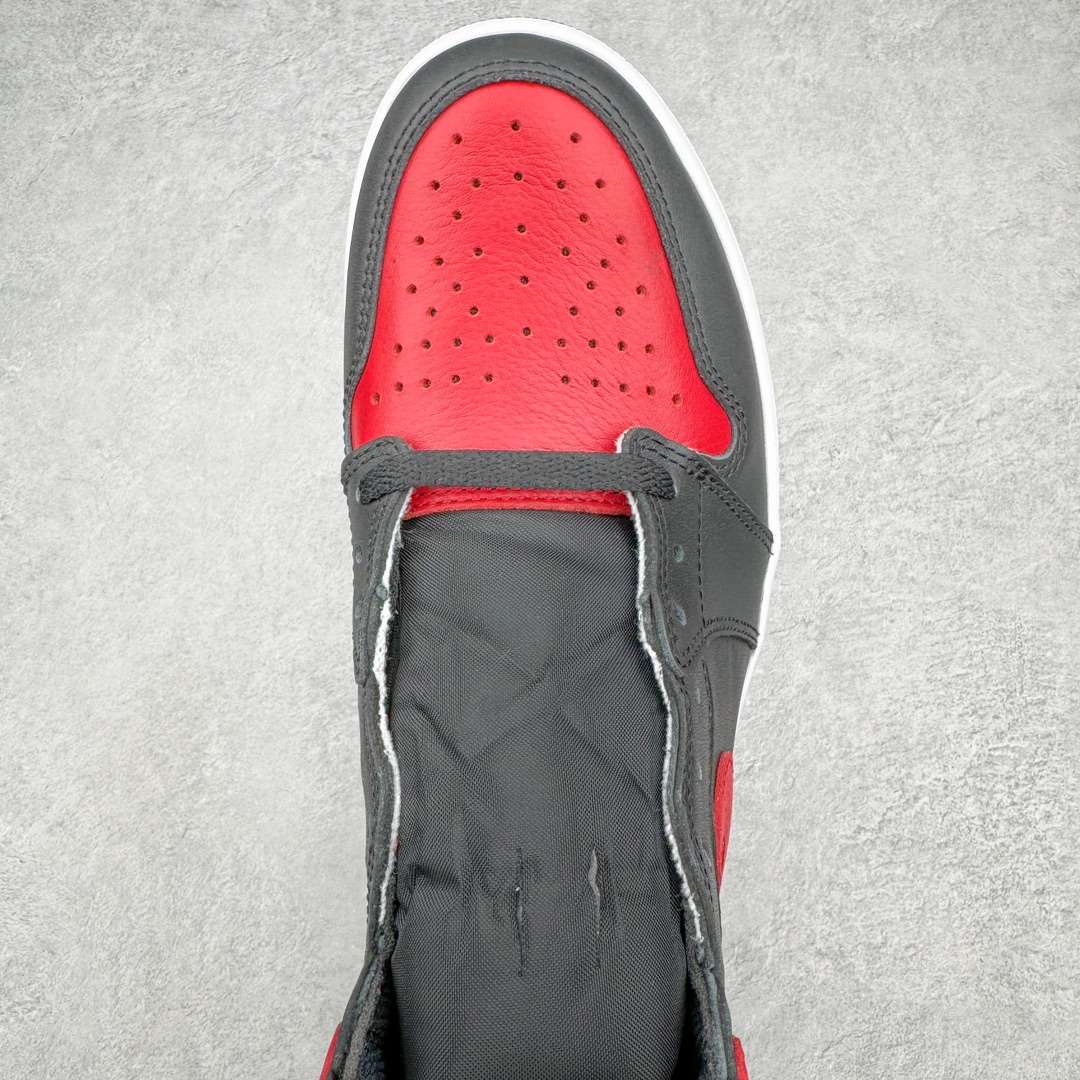 Air Jordan AJ1 Retro High 588-001